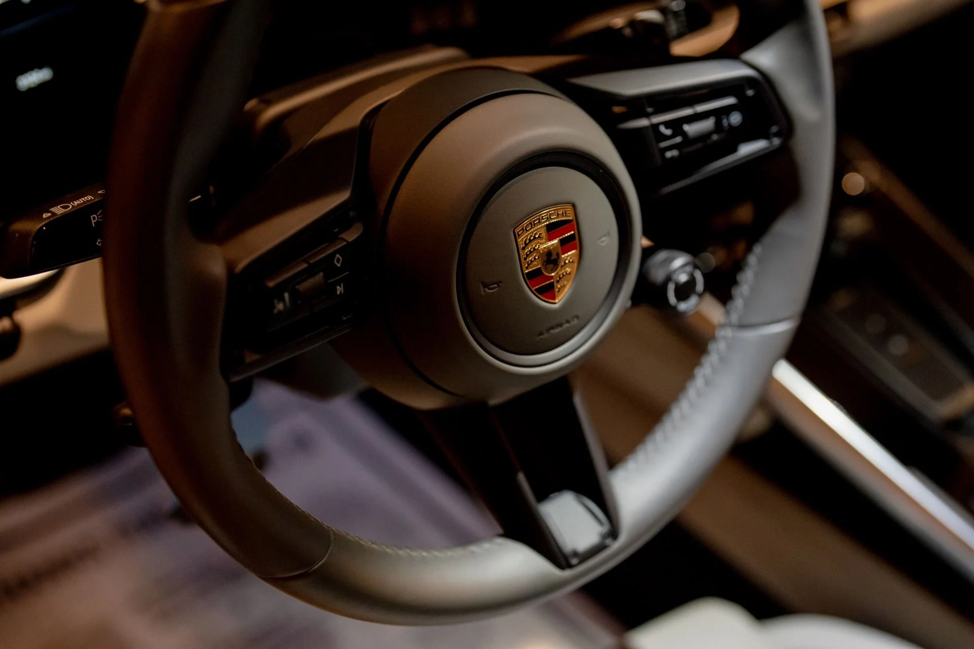 mph030_1045826769_Used_2023_Porsche_911_Turbo_S_1778189282_10c8d6ec3f