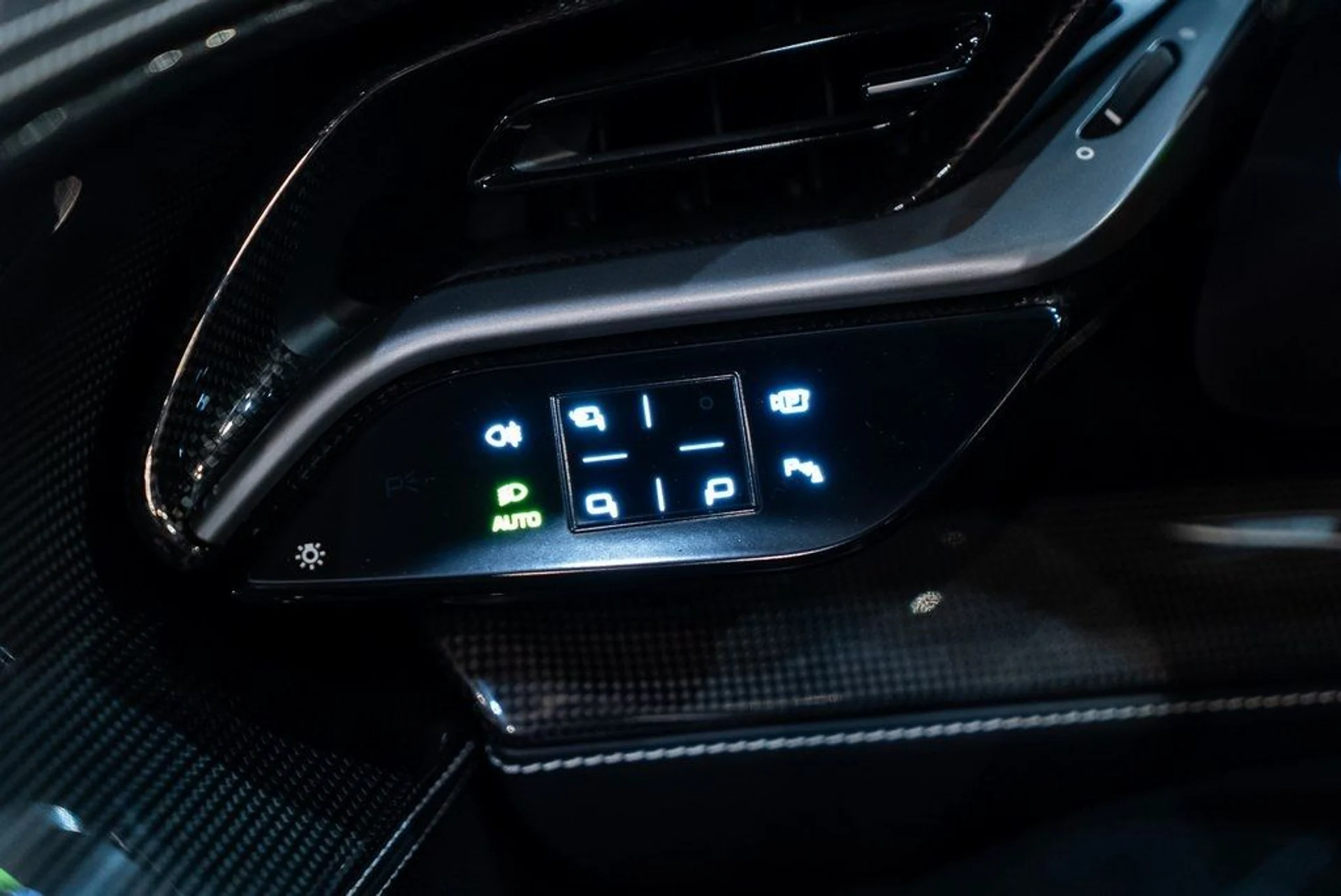 mph030_104902734_7cc824d86e46539b2f1de6adce88b820_5352fd77a9