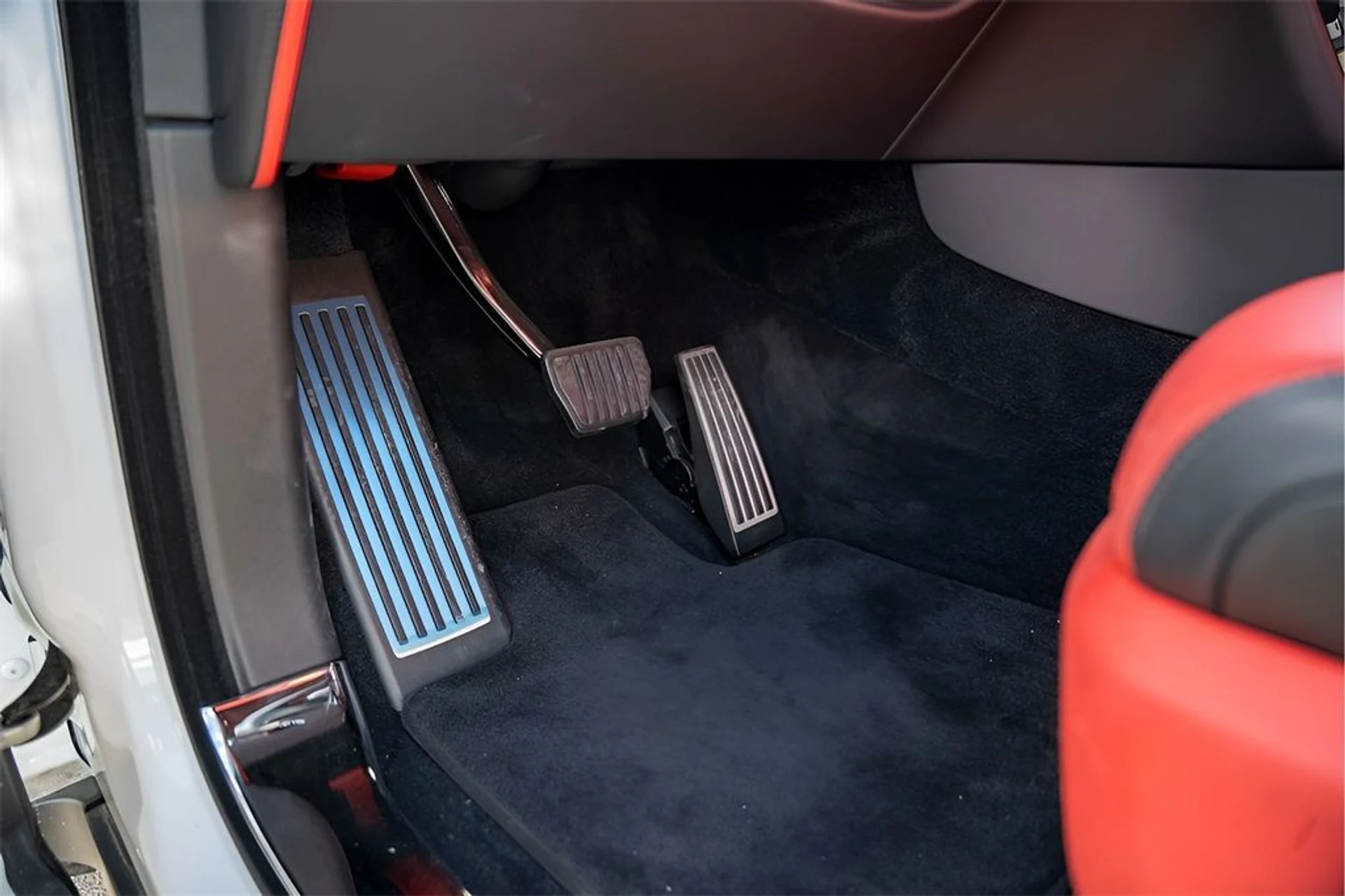 mph030_1050805621_image_32_a5818d1405