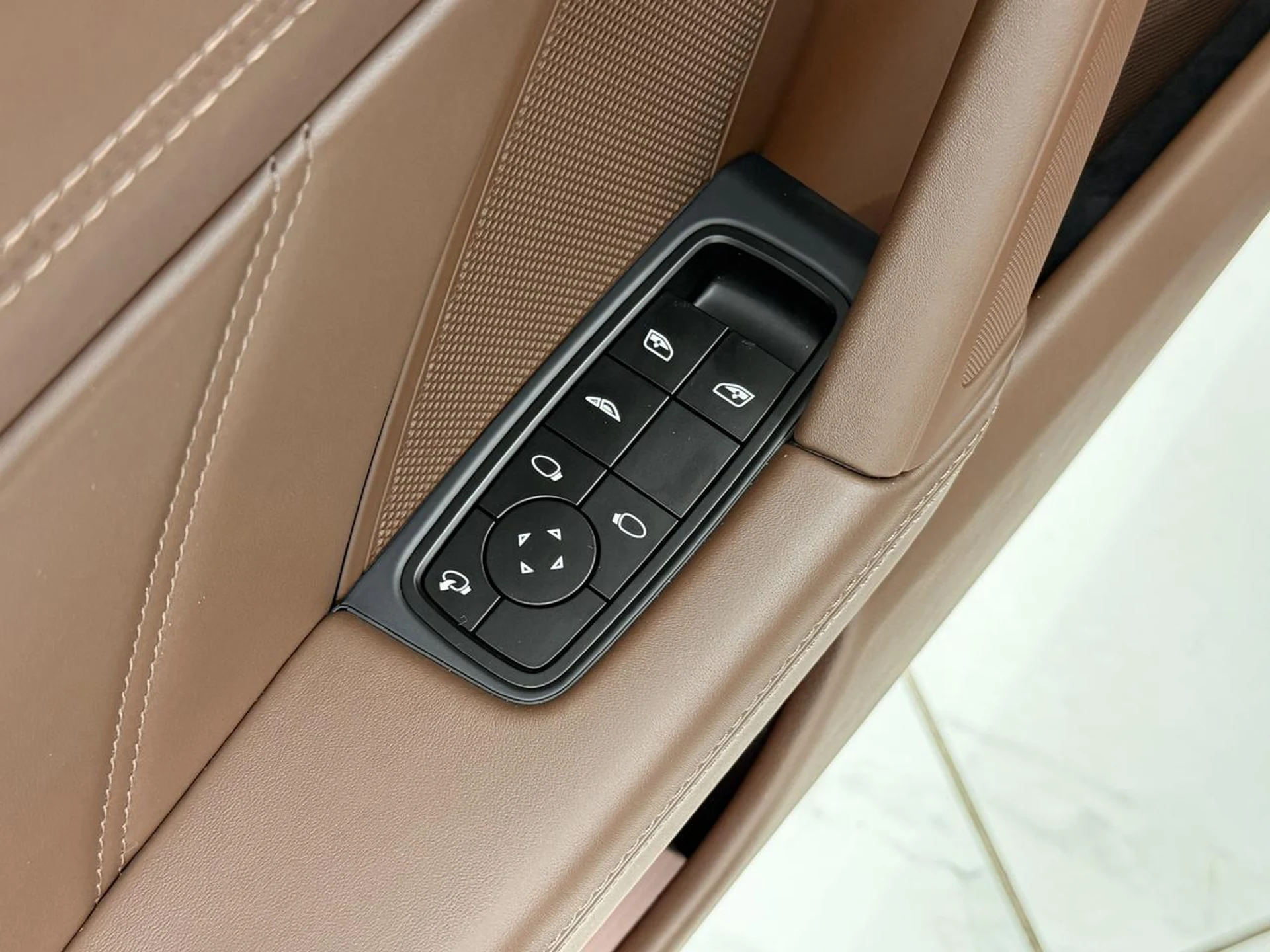 mph030_1050896049_8ecd5d58ec26a65bc3ead747331d4329_deebd23ecc