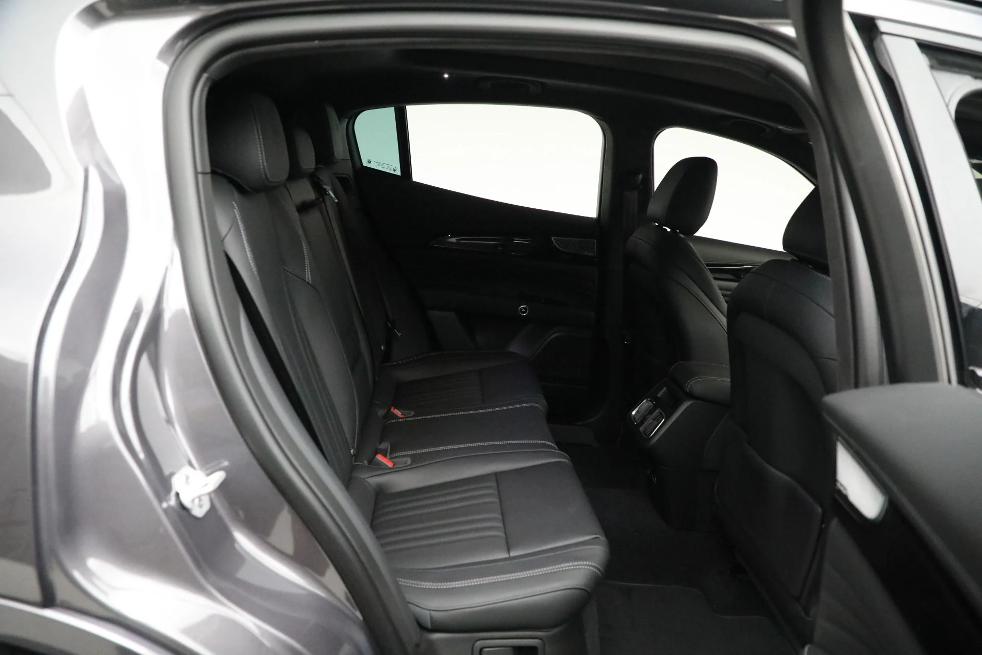 mph030_1051701136_New_2024_Maserati_Grecale_GT_1718135157_8aa26faed9