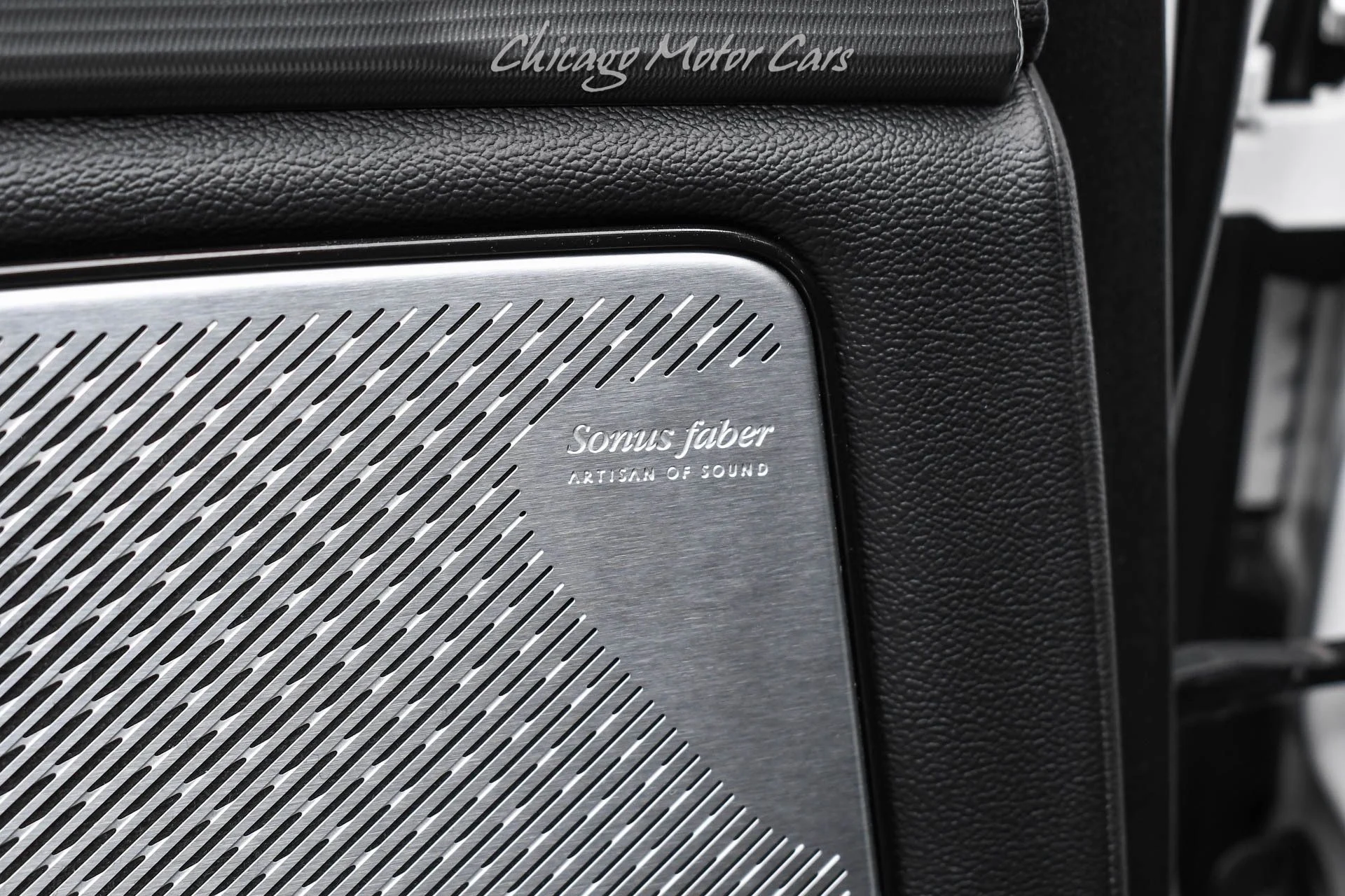 mph030_1054386477_13156_p31_l_05ddabcdfa