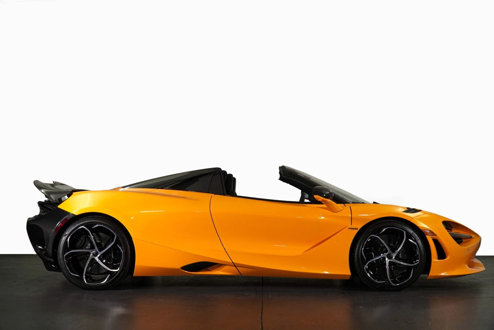 mph030_1058612186_New_2025_Mc_Laren_750_S_Spider_1771350395_3568bb6a4a