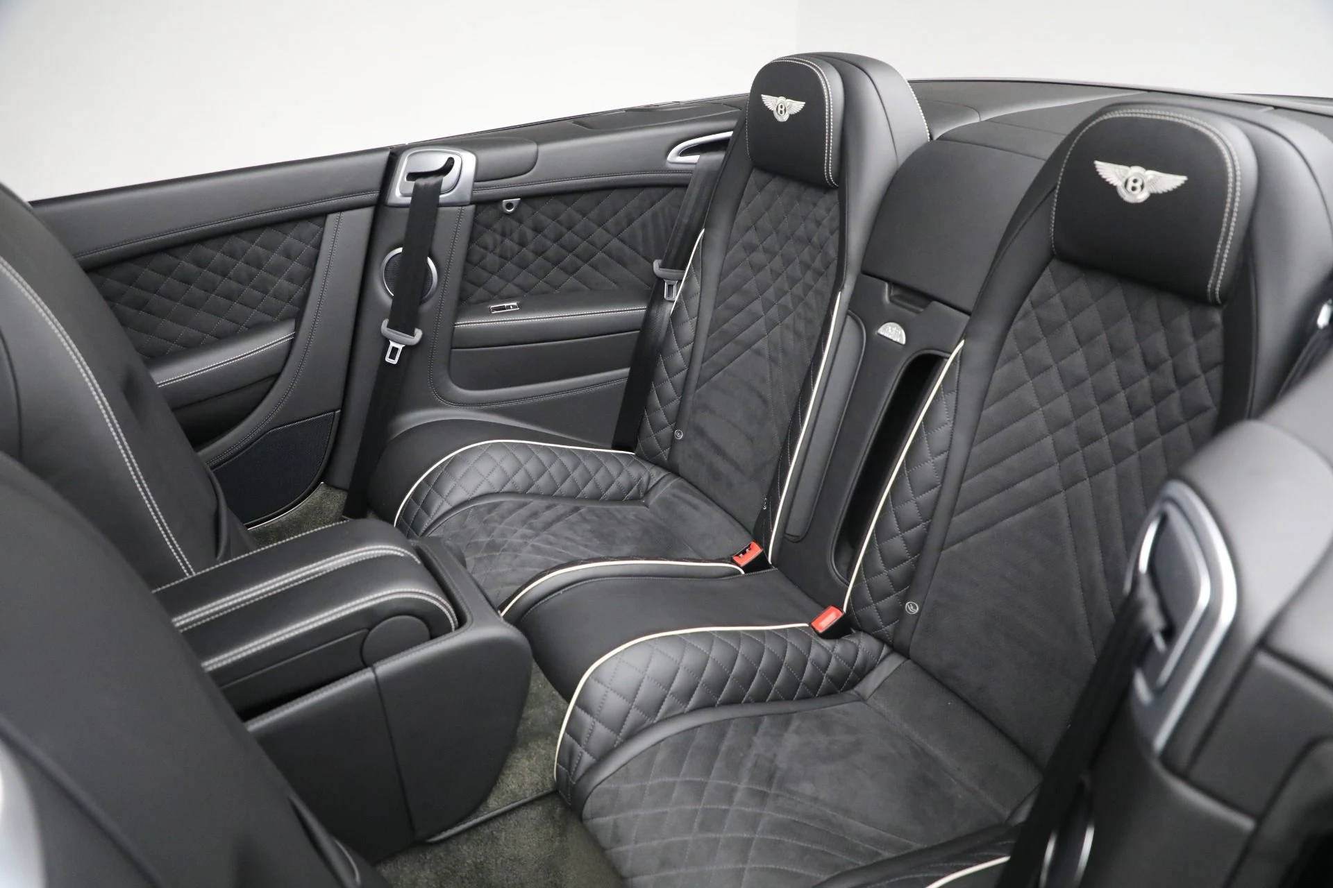 mph030_1061394303_Used_2018_Bentley_Continental_Supersports_ad0ebdab94