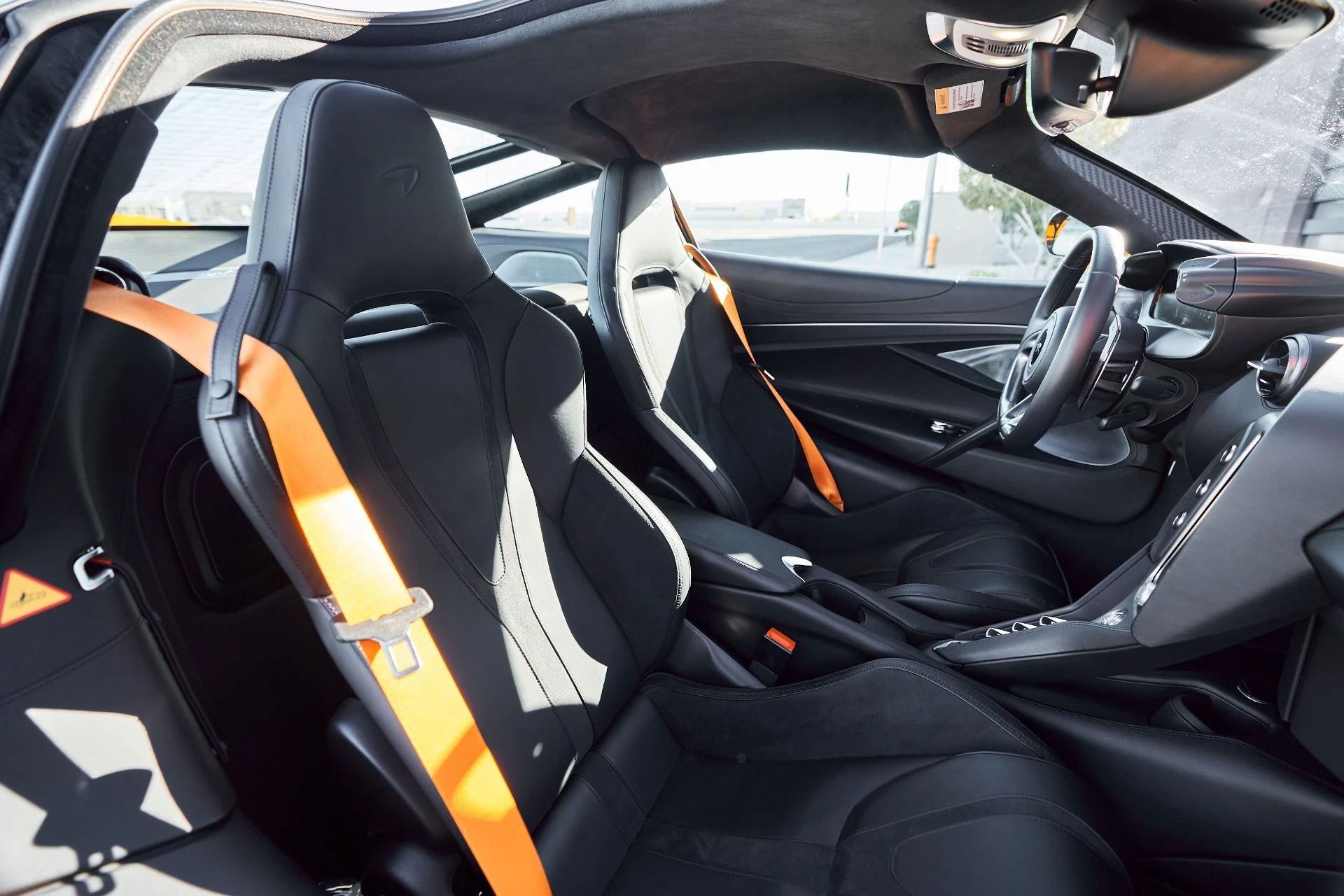 mph030_106615165_Used_2024_Mc_Laren_750_S_1765410677_a21661b751