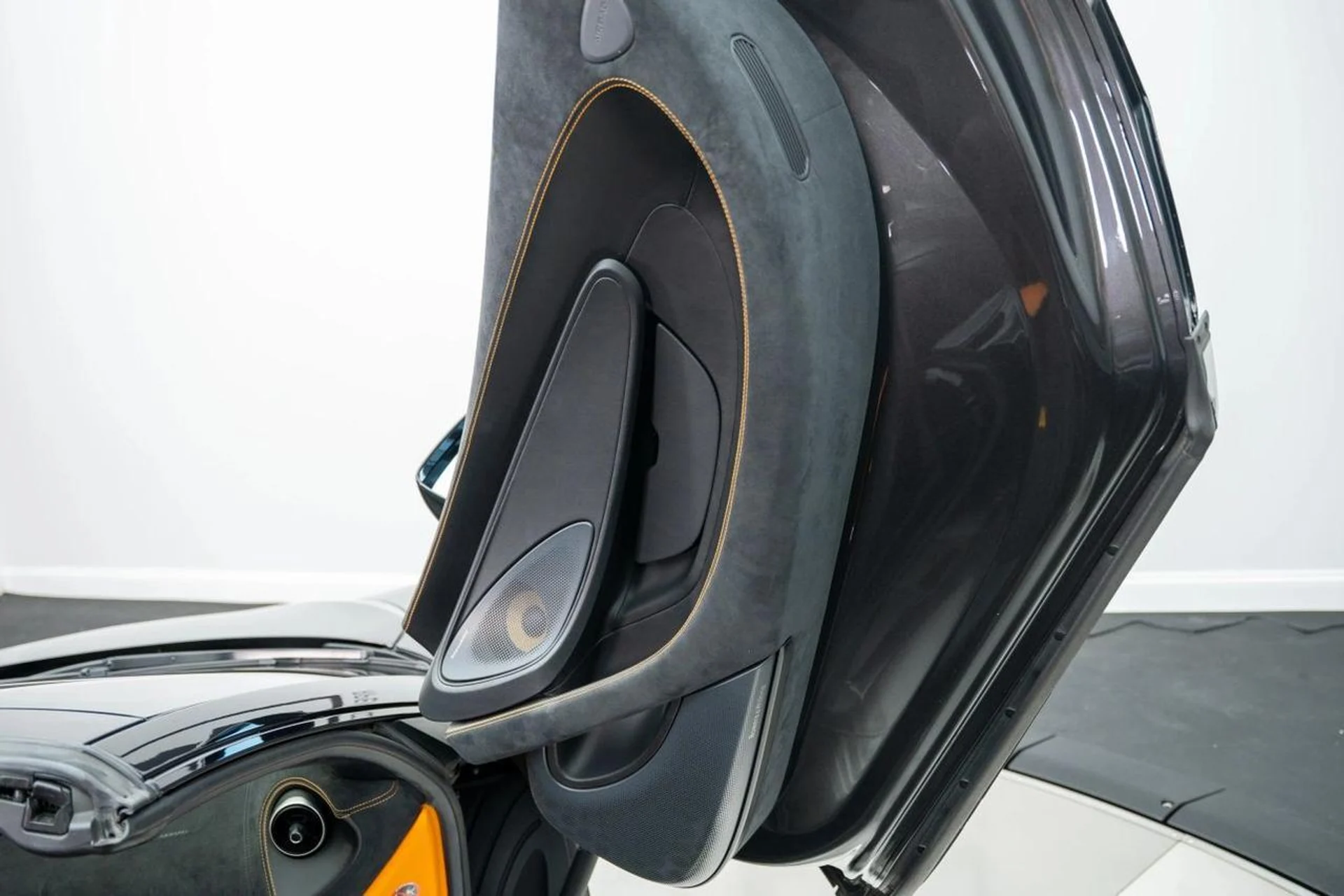 mph030_1074137258_ced2e85a27f68bcec12793eacdb536a7_ca0e6d0436