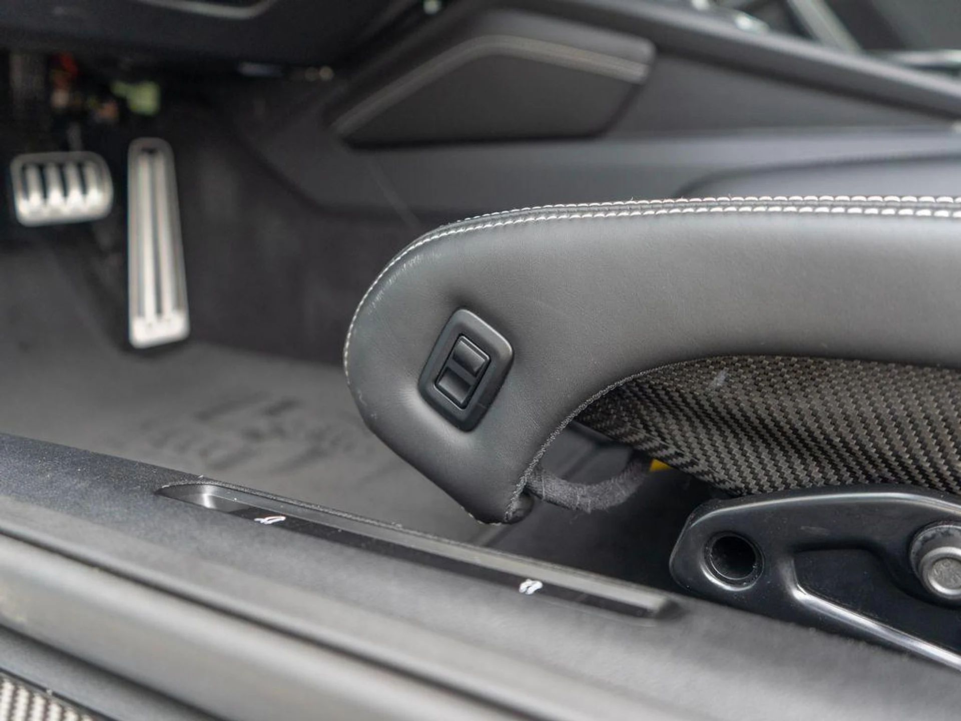 mph030_1077004114_B_Jbxv4_G_Ucdk_Tp_Vv_Gy_Om_Wqj_KLS_9g_131fe50478