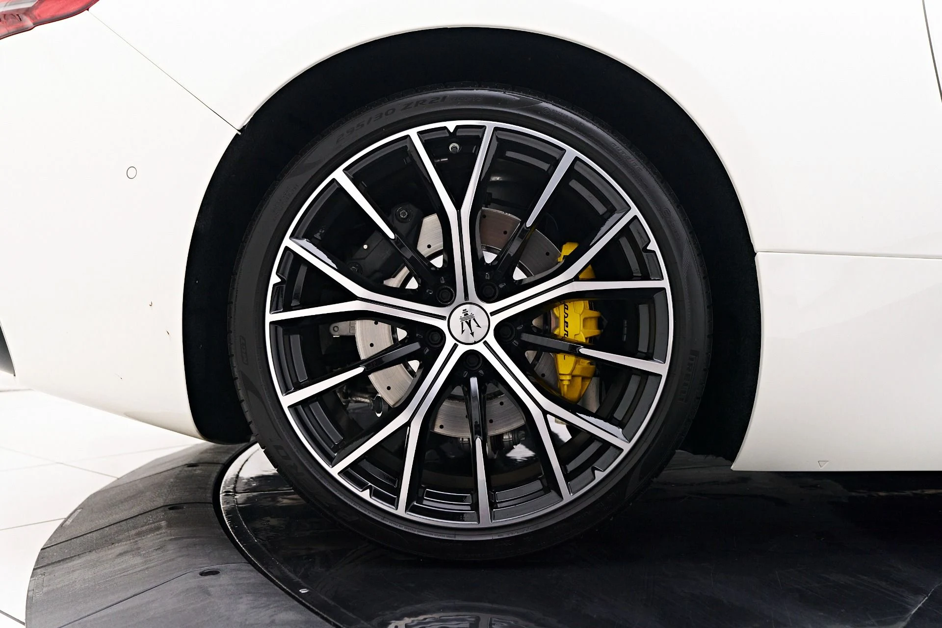 mph030_108323553_Used_2024_Maserati_Gran_Turismo_Modena_1747949975_ca27ebd84d