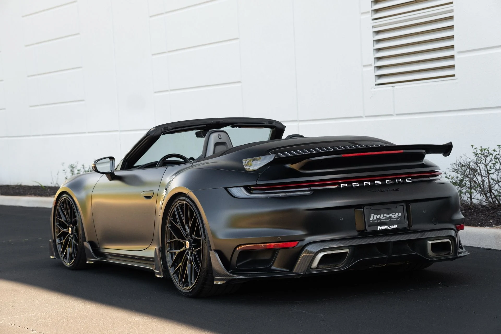 mph030_1084254639_Used_2021_Porsche_911_Turbo_S_Cabriolet_1770146418_6669ddc52d