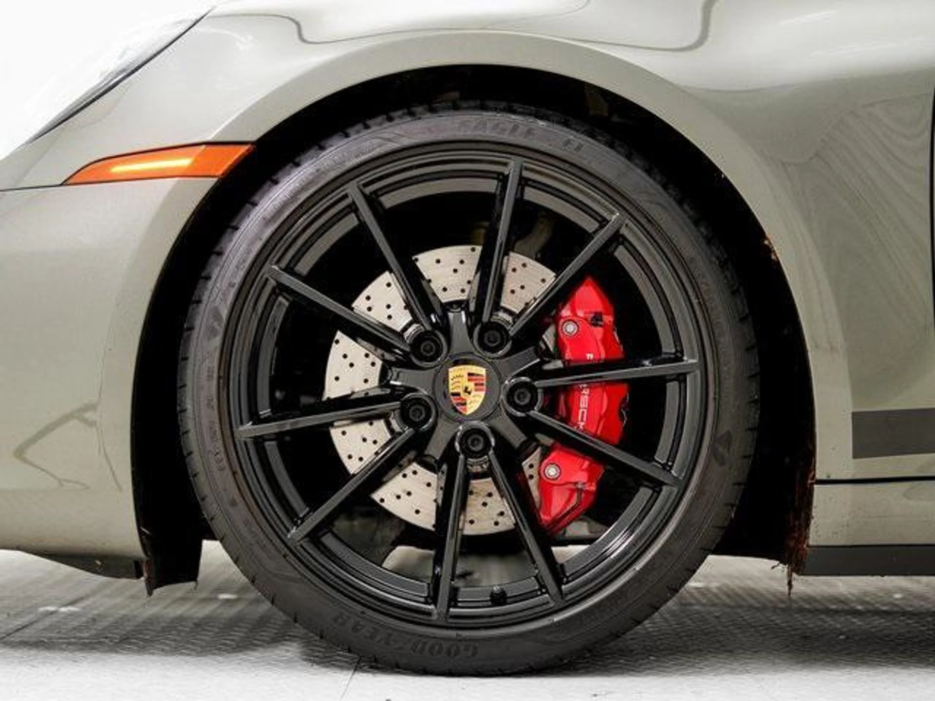 mph030_1093704225_Na_P_Ji_Ce6_G_Bg_Eynp_Wv_Aesfa8lin_U_e0171338c7