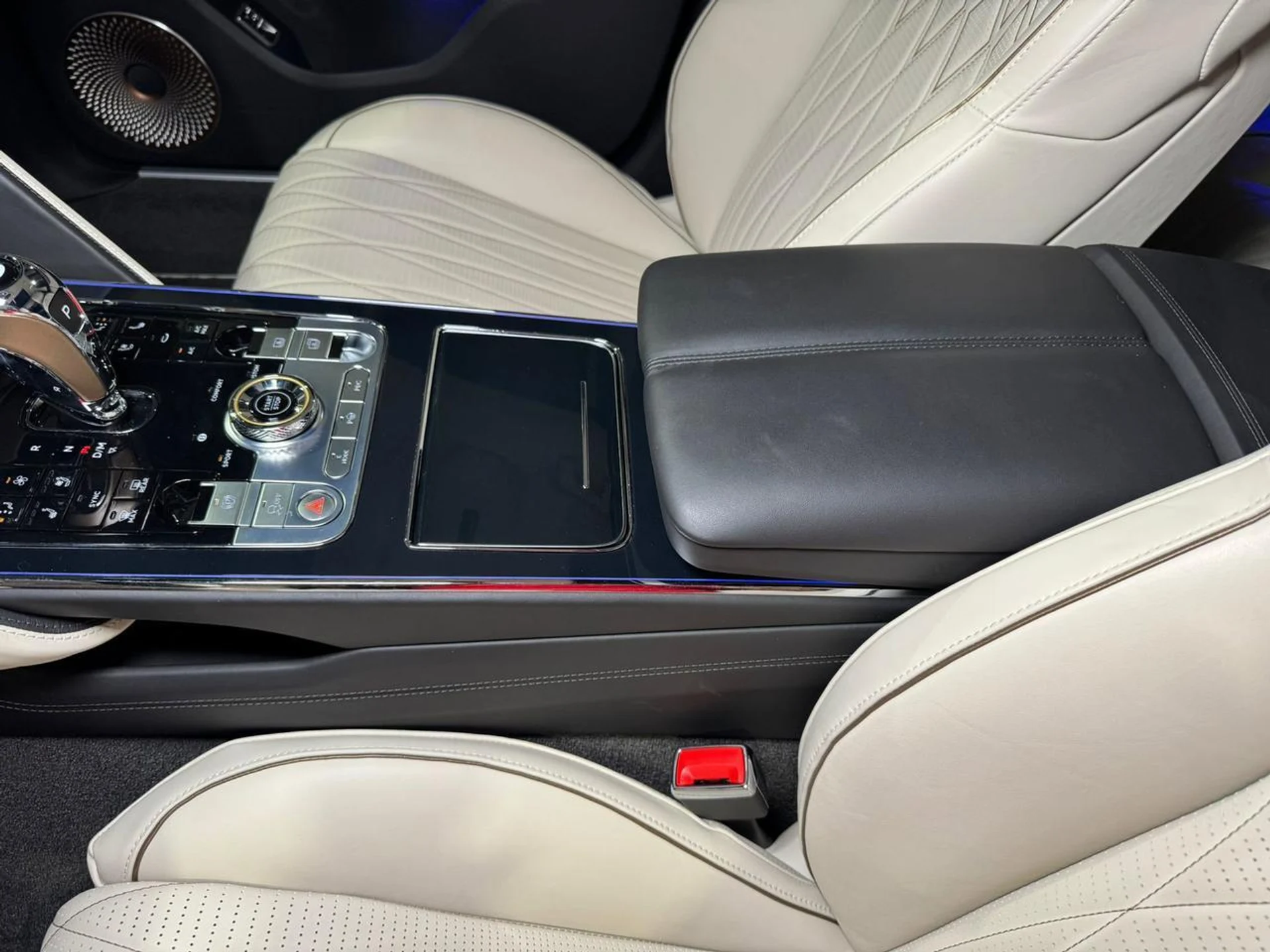 mph030_1095508889_18527ec386e5cc3733c5f2c3fda59074_cd6f9fd9b6