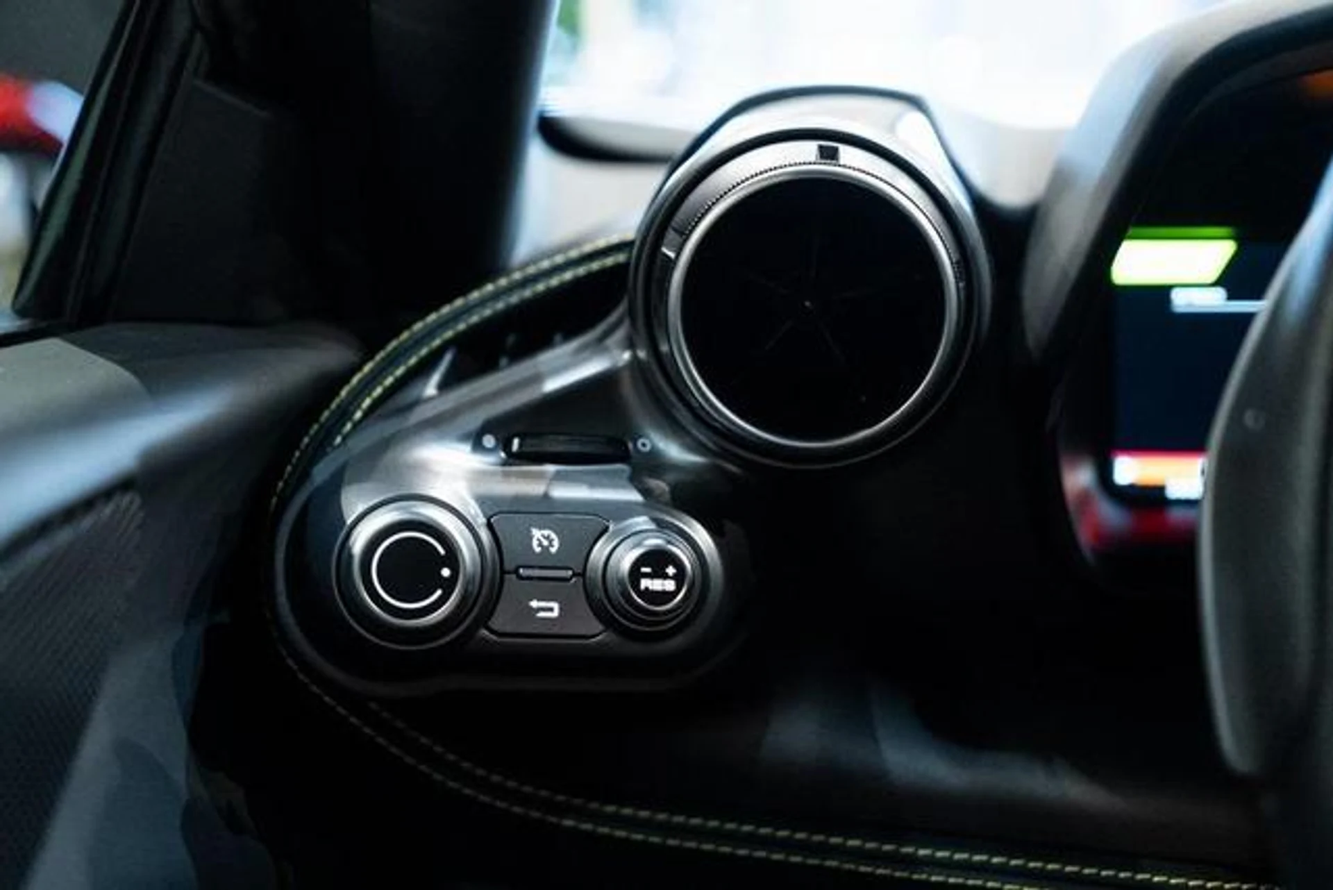 mph030_1102888868_Ytt_In_Tiv85_NF_4hzd_r13yo088_NM_8e71bb218e