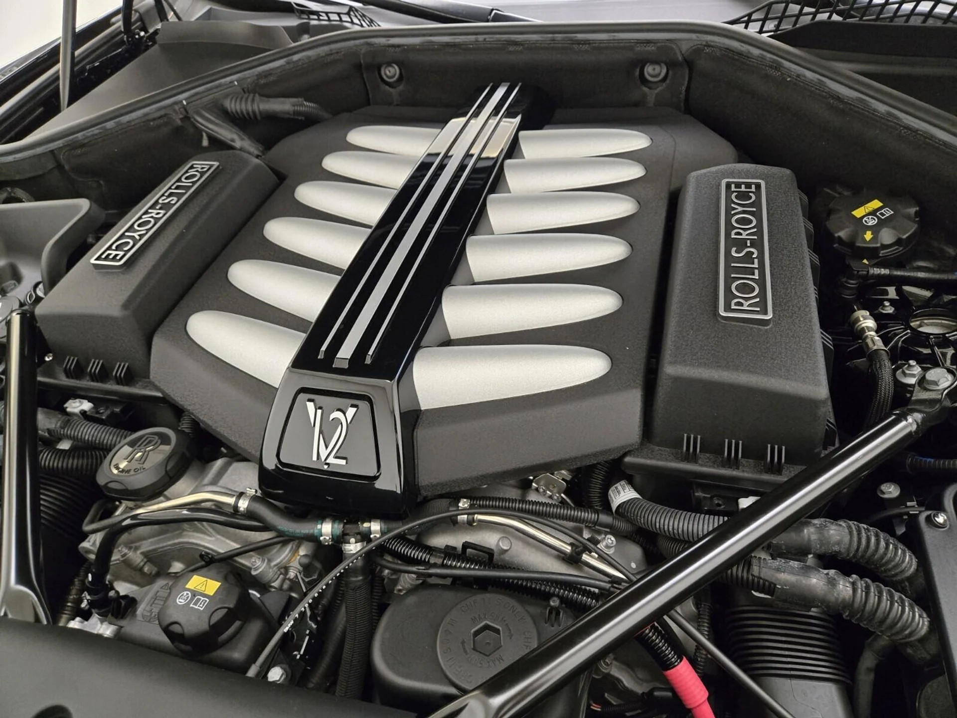 mph030_1104479775_Used_2018_Rolls_Royce_Wraith_1755931447_e7e228102f