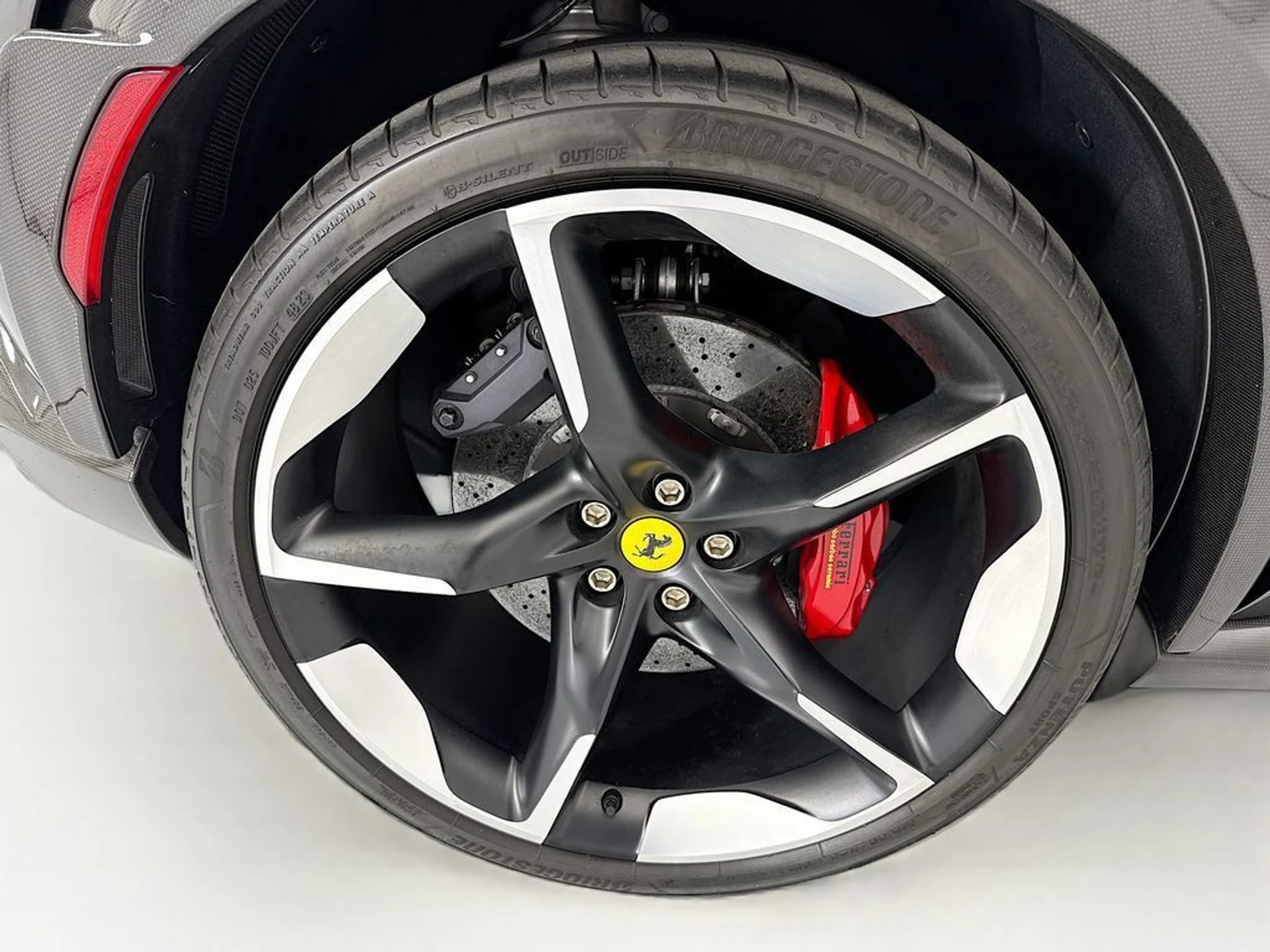 mph030_1107062498_used_2023_ferrari_purosangue_8119_23034392_31_1024_c176c9e740