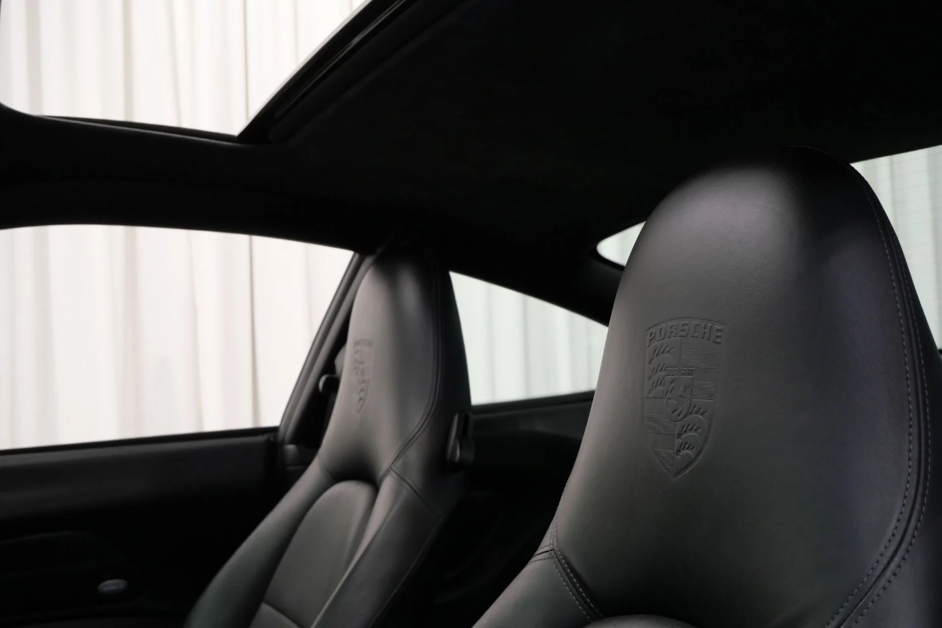 mph030_1114527739_Used_2003_Porsche_911_Carrera_1758033613_11ccfa0141
