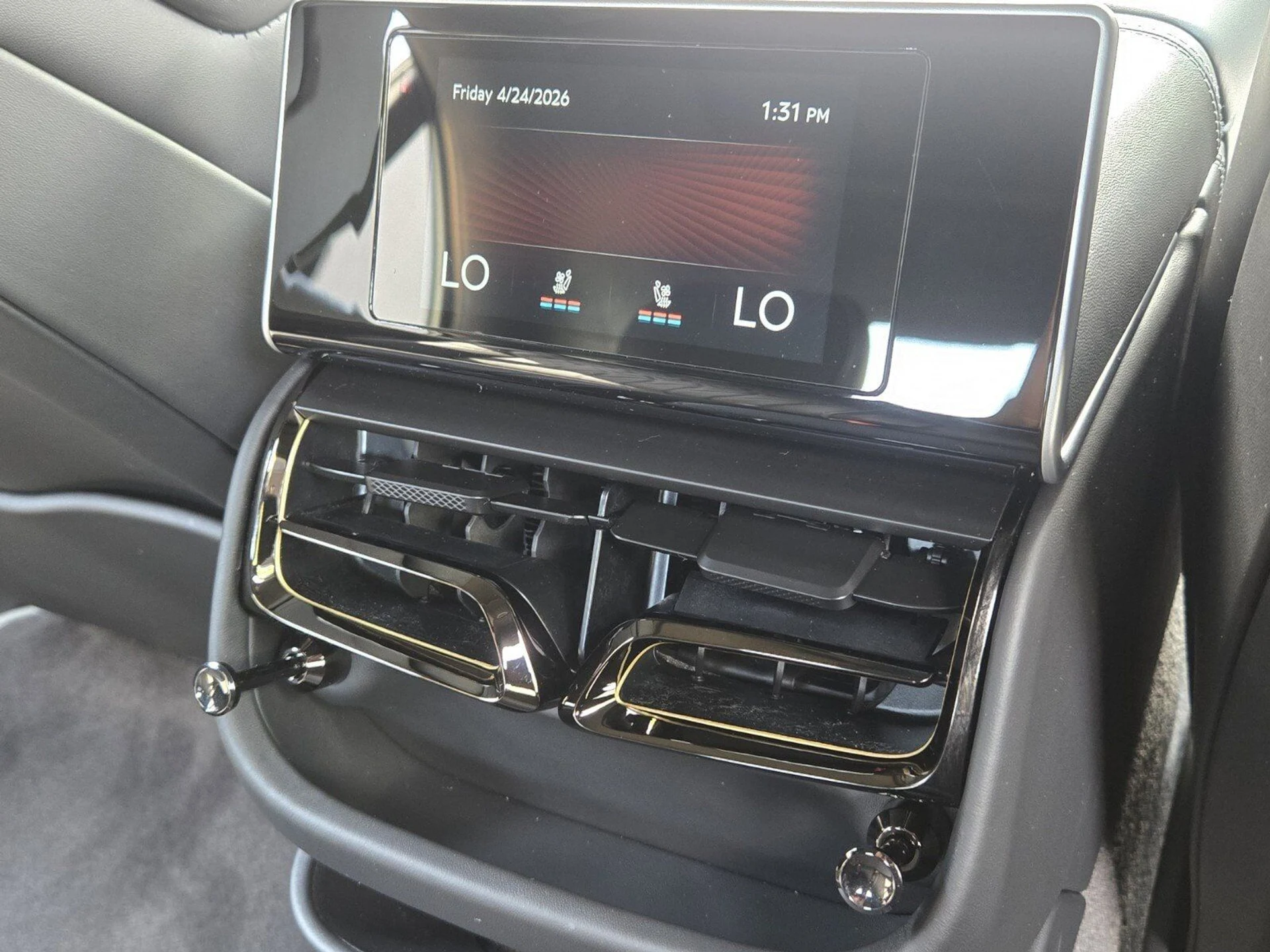 mph030_1121146517_e20fb735c9c7f3669624f196a46cd4cfx_41c9459326