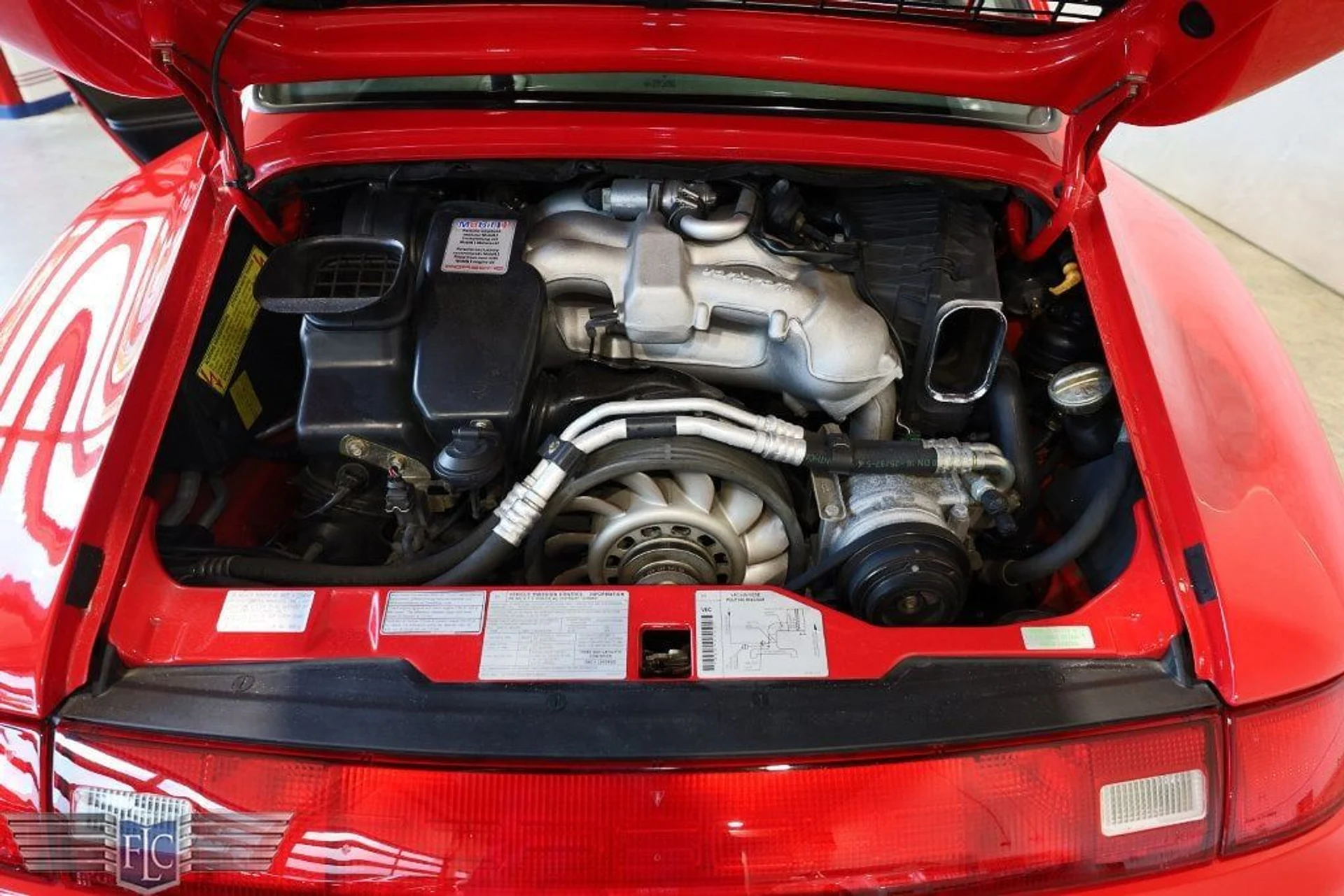 mph030_112265329_used_1998_porsche_911_carrera_4s_coupe_9689_22929030_31_1024_50f1175f10