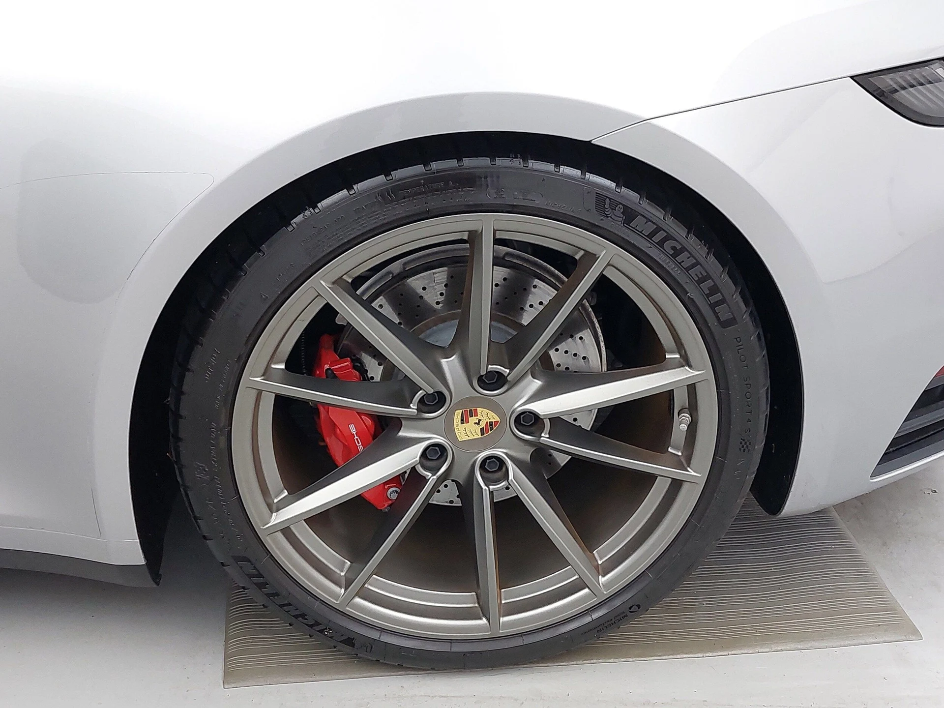 mph030_1134768973_1762f3948b27e30ef9a3f5e3f8608d3dx_3352769a4f