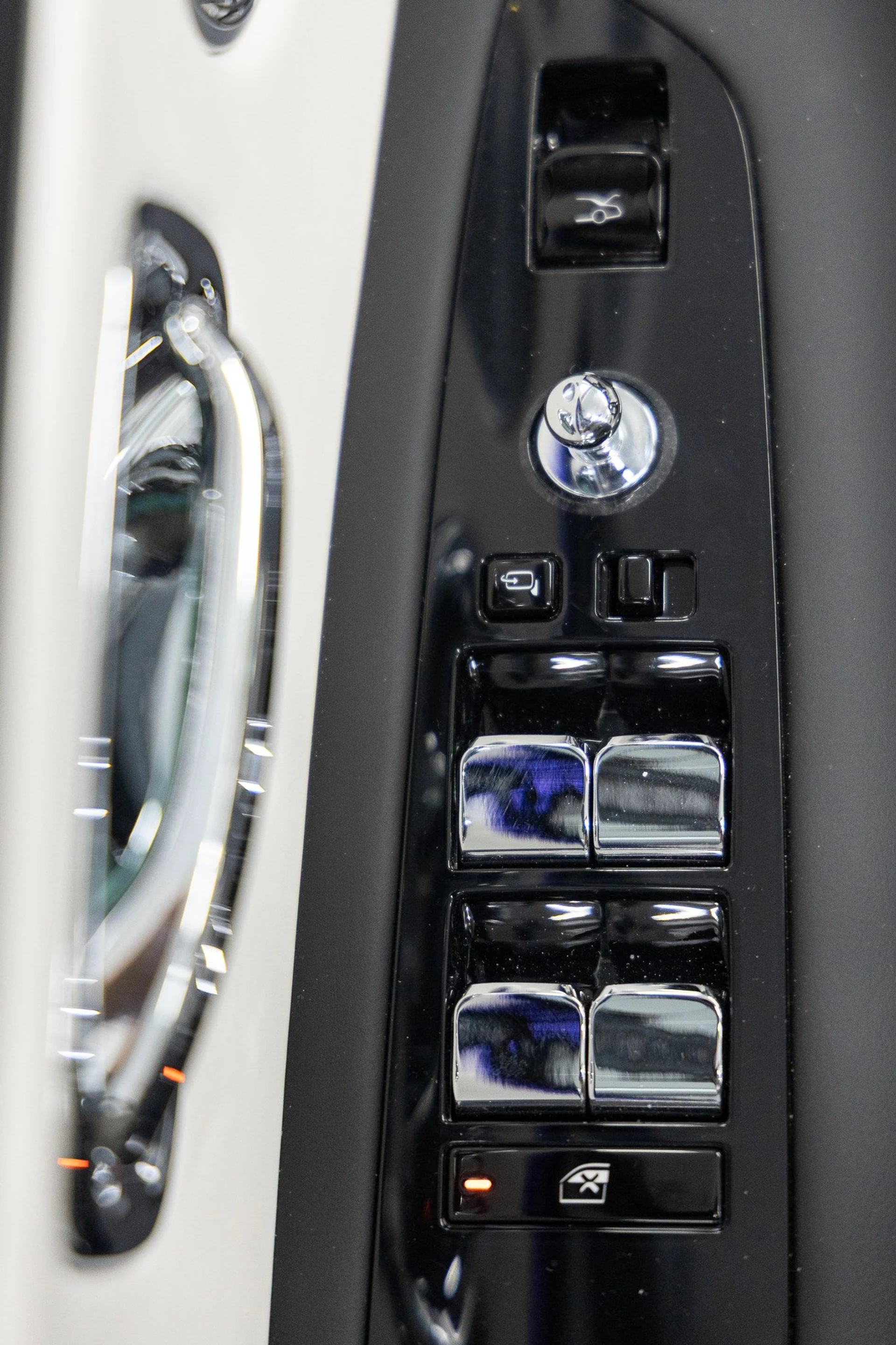 mph030_1140637684_7fcd41e6aa6c6fba5ee773be17be42e0x_95a2f908e9