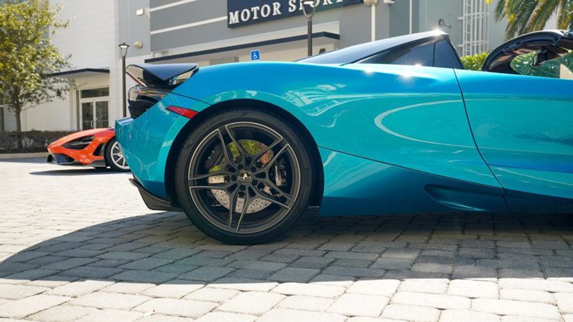 mph030_1146753662_22949521_31_800_02fe57b66b