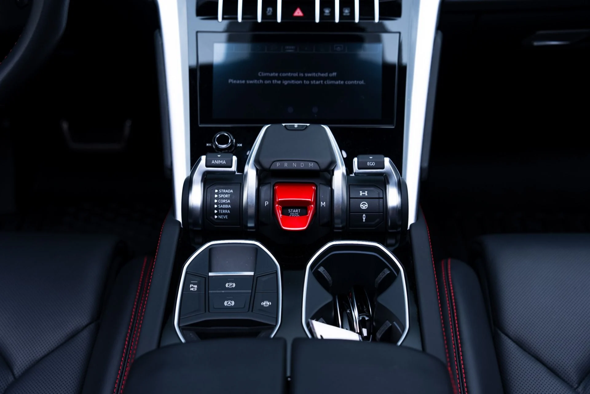 mph030_1149653479_Used_2022_Lamborghini_Urus_1769211555_930a8aac55