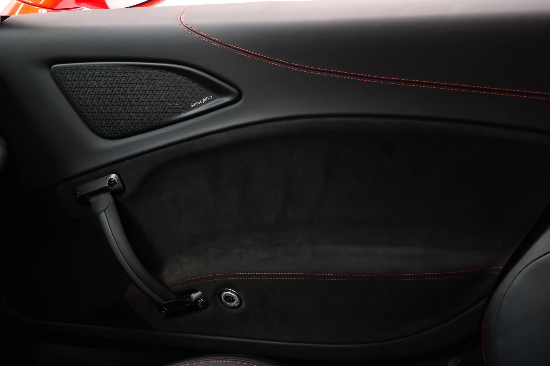 mph030_1153148985_Used_2022_Maserati_MC_20_Amazing_Color_Full_Leather_Interior_Forged_Wheels_1773426495_cb19166286