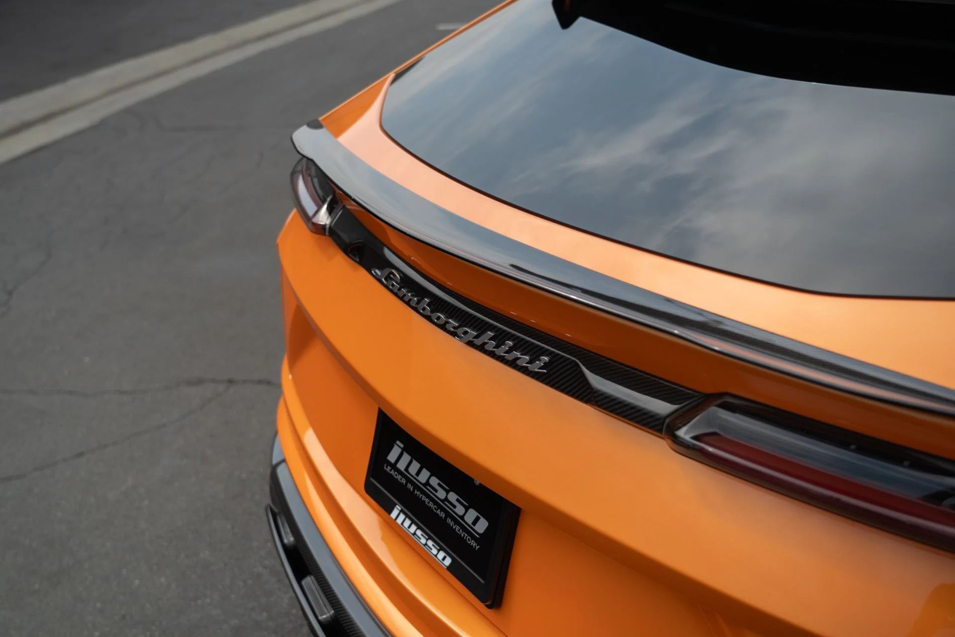 mph030_1158434461_Used_2022_Lamborghini_Urus_1755127635_6be12a4b21