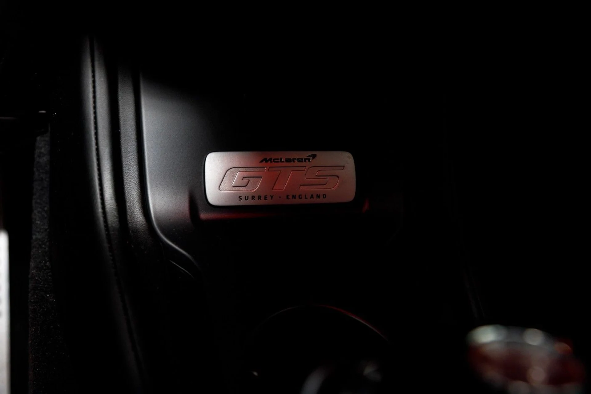 mph030_1160137486_631_p31_l_0e4cabc649