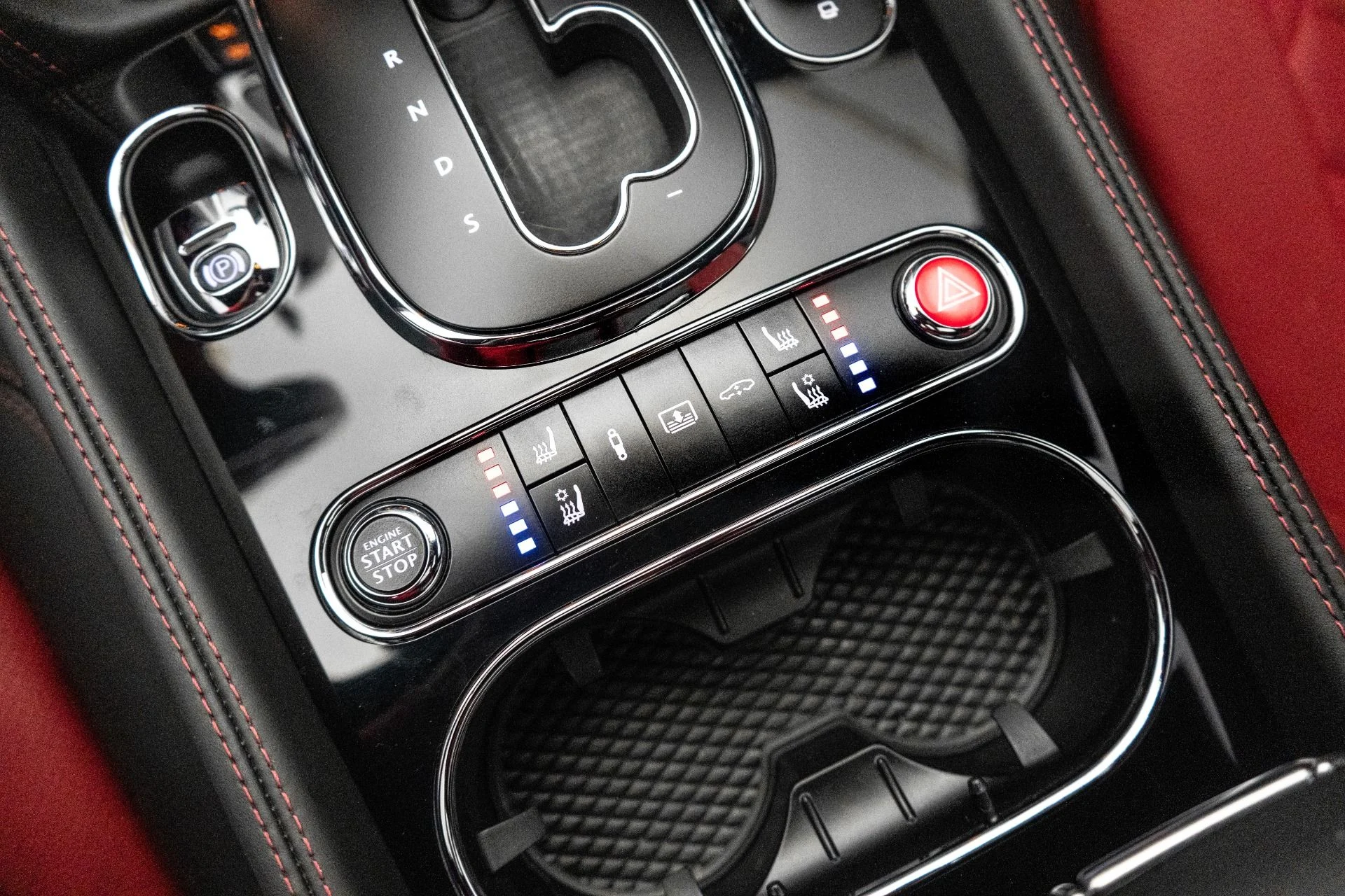 mph030_1165948770_Used_2017_Bentley_Flying_Spur_V8_S_Two_Tone_Interior_Low_Miles_521_Horsepower_1773860455_27237a3edd