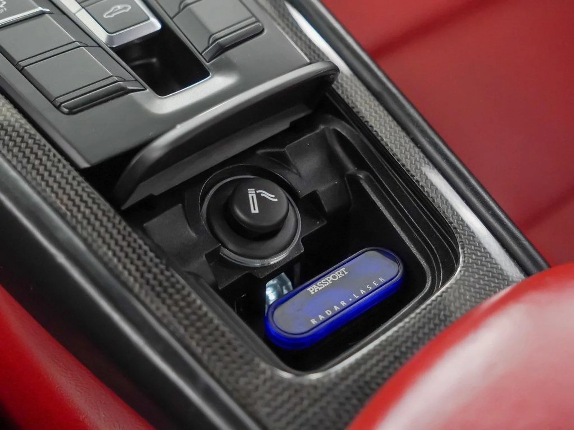 mph030_1168733084_b_Mu_D_Vf1_FCH_990z_Pxq_Mnj_Tq6ip5_Q_5b8f717a74