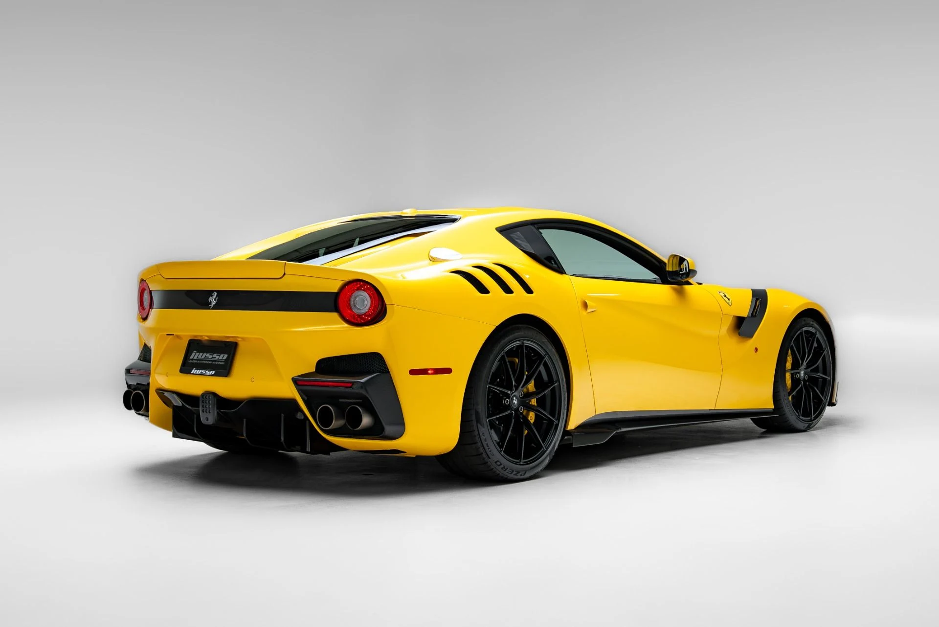 mph030_1170435160_Used_2017_Ferrari_F12tdf_1777399989_e1b7a83383