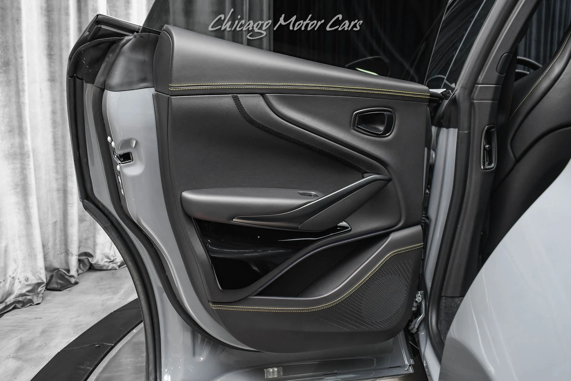 mph030_1173992356_13519_p31_l_7f071fe3d4