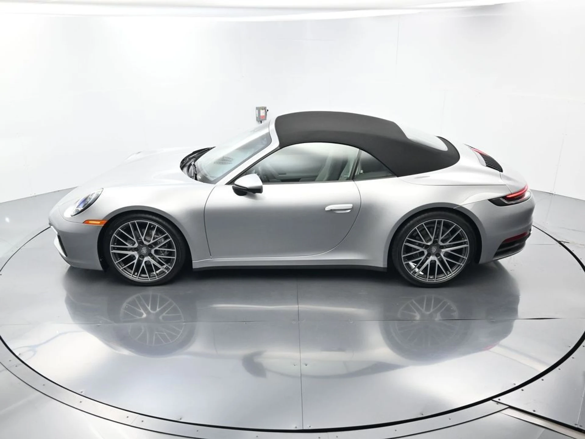 mph030_117496026_be54442fc6d532750e4f6395b56372d9_f1a5f3eb63