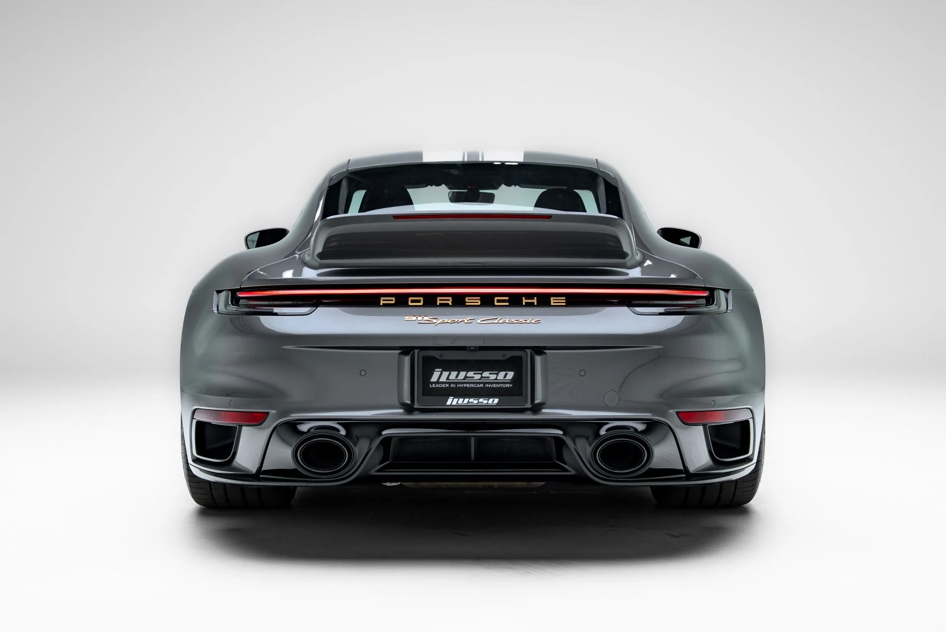 mph030_1175566287_Used_2023_Porsche_911_Sport_Classic_1776441930_692523e788