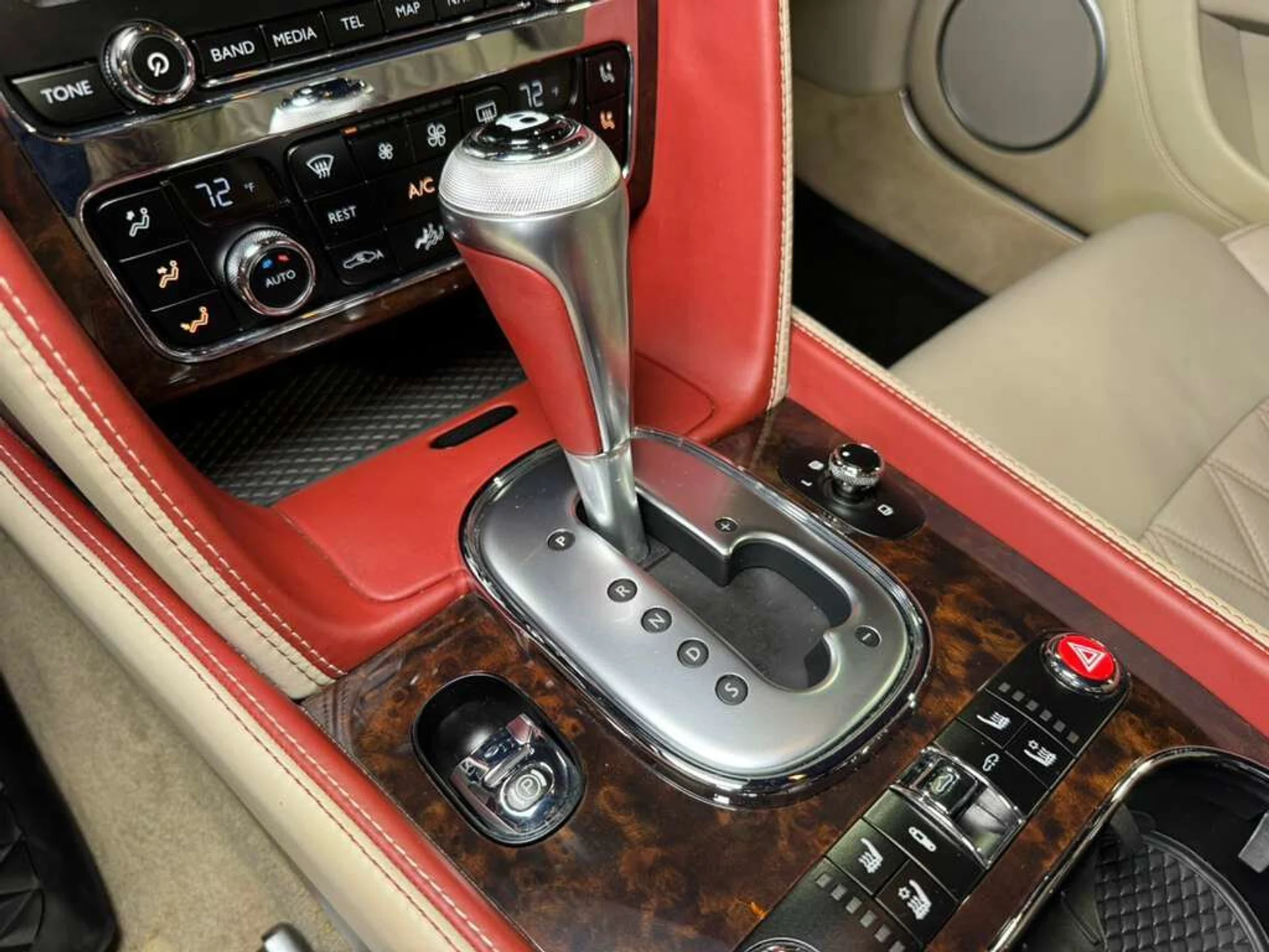 mph030_1177651467_6538b917c48c196b08086f446fdb22ca_dad0e88897