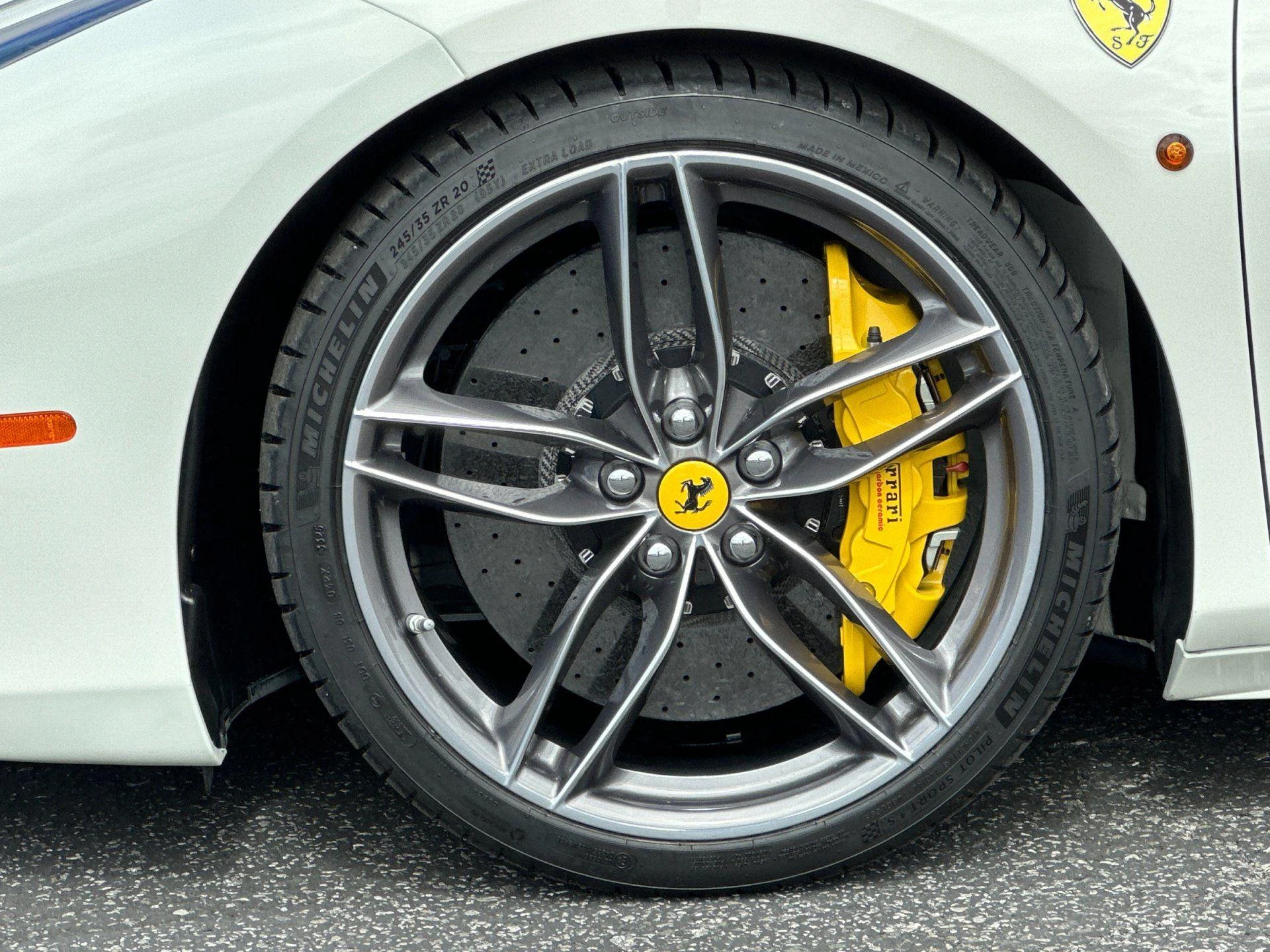 mph030_1181202257_Used_2018_Ferrari_488_Spider_1776240653_65f9660659