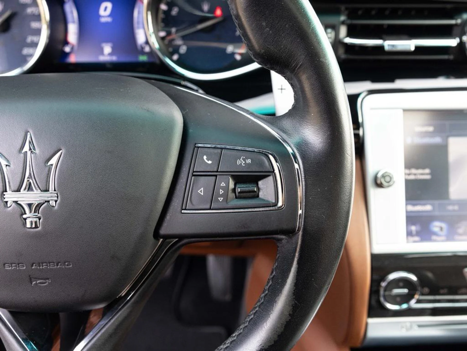 mph030_1182414943_471871649_690f637cb64509d80d32466e_63b853dbf4