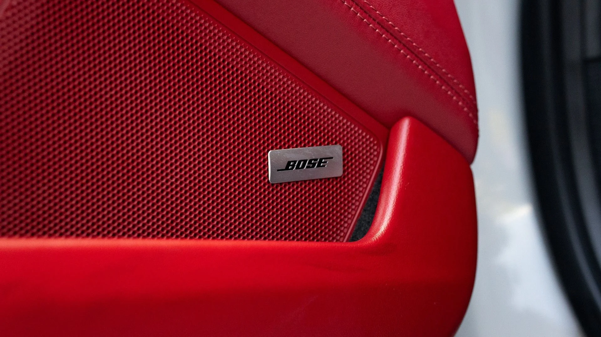 mph030_1187790223_Used_2022_Porsche_911_Turbo_S_1753978712_a78eab163c