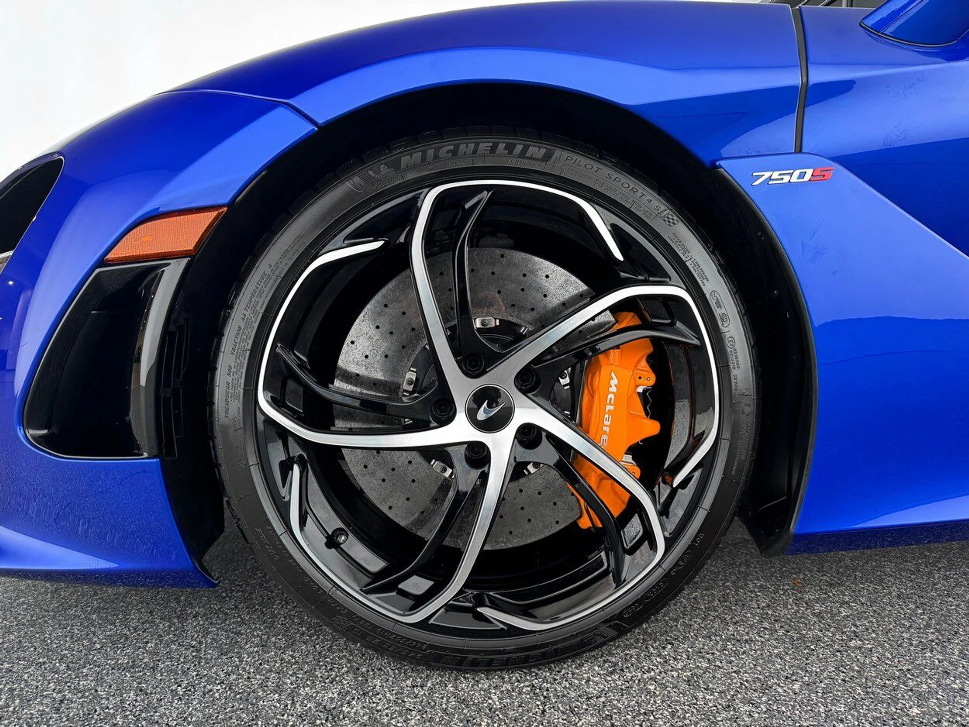 mph030_1197143123_28e18bfaf9a6db3b9a1dea7815f85261_23eccbebbb