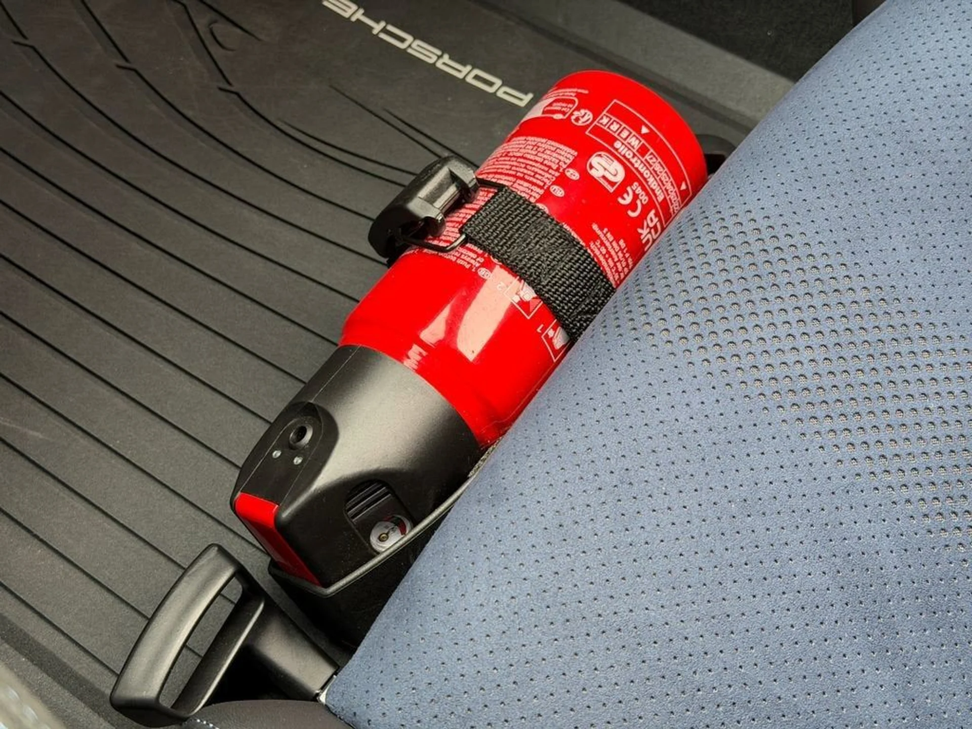 mph030_1199342992_691fc18301d7474a85512b3450f32457_605810b177