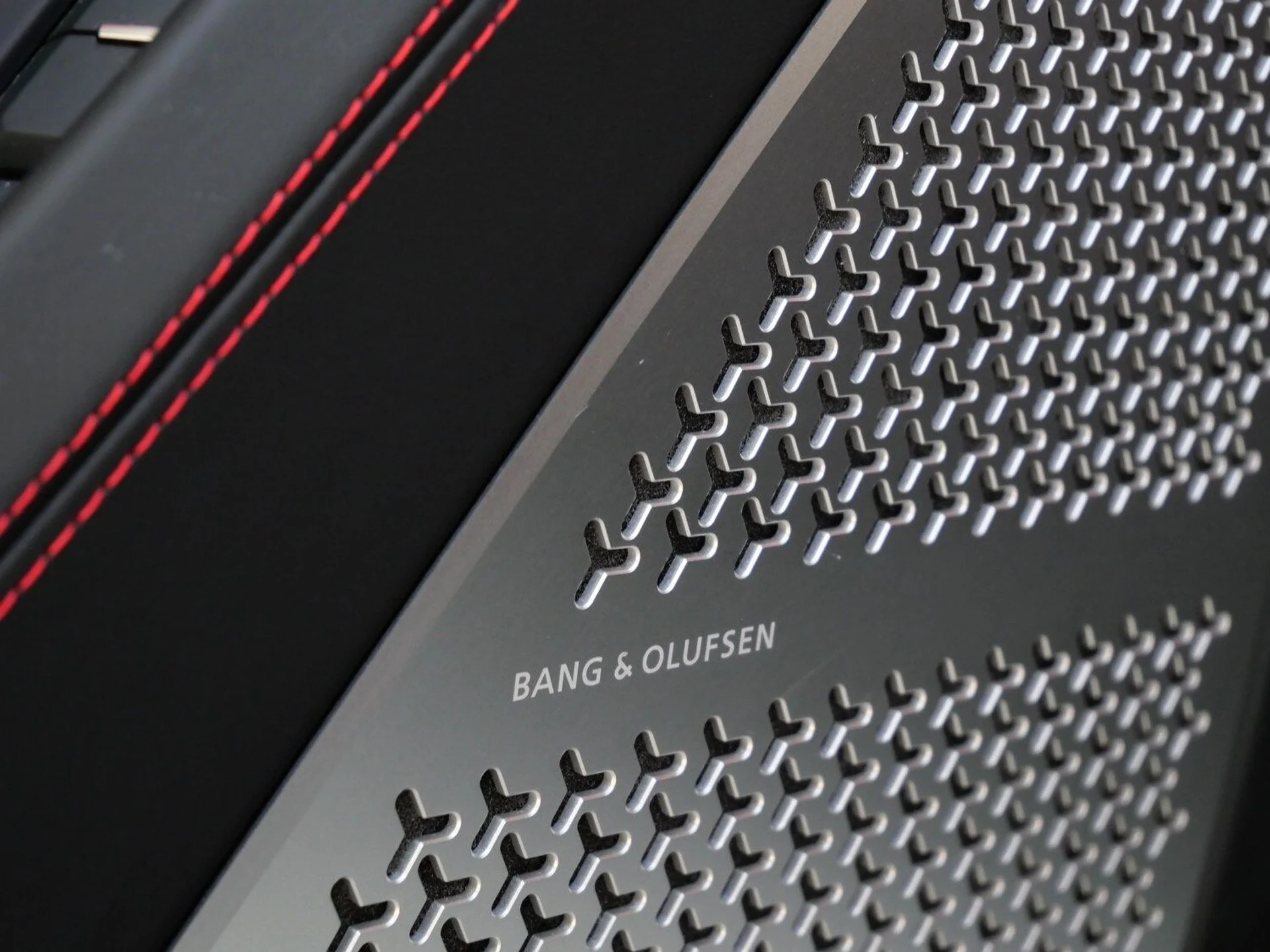 mph030_1202847970_b503c6b05091ce8947105e8ed543dbb0x_5ba7c6d192