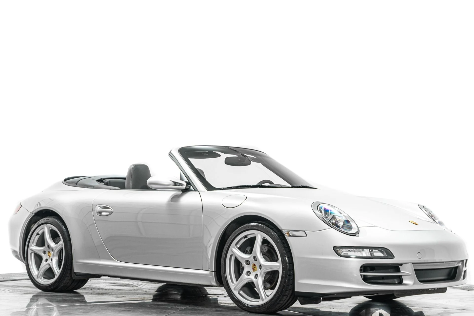 mph030_1217884782_Used_2005_Porsche_911_Carrera_1782410367_678d1c38dd