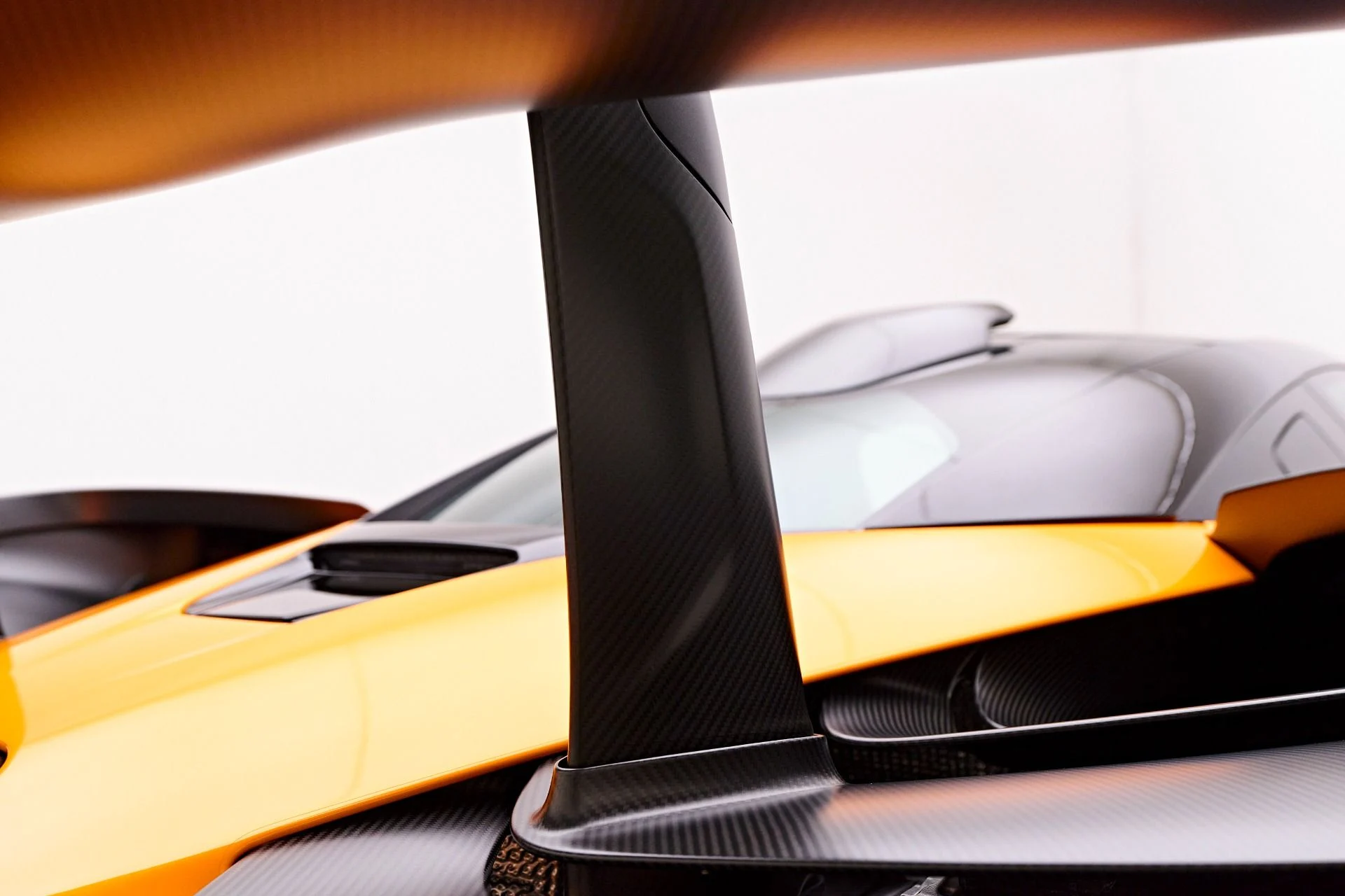 mph030_1218897461_Used_2019_Mc_Laren_Senna_1766516201_c7e203d7b9