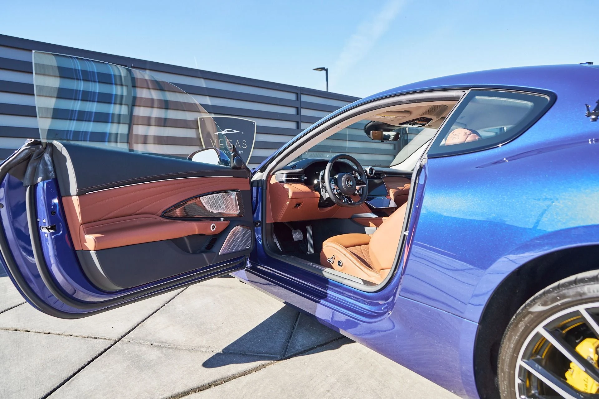 mph030_1219816486_Used_2024_Maserati_Gran_Turismo_Modena_1764124056_a7972380f0