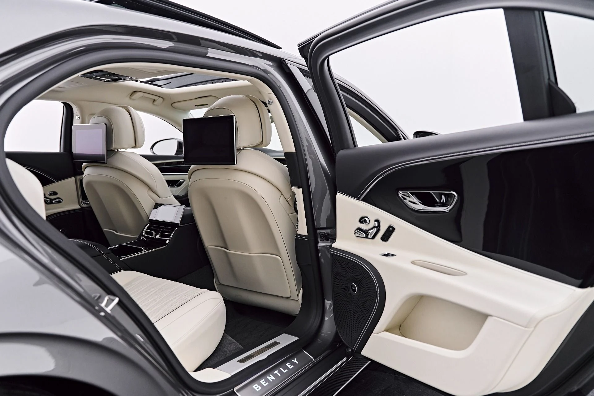 mph030_1233096765_Used_2022_Bentley_Flying_Spur_W12_1786226187_b1cd9b30fc