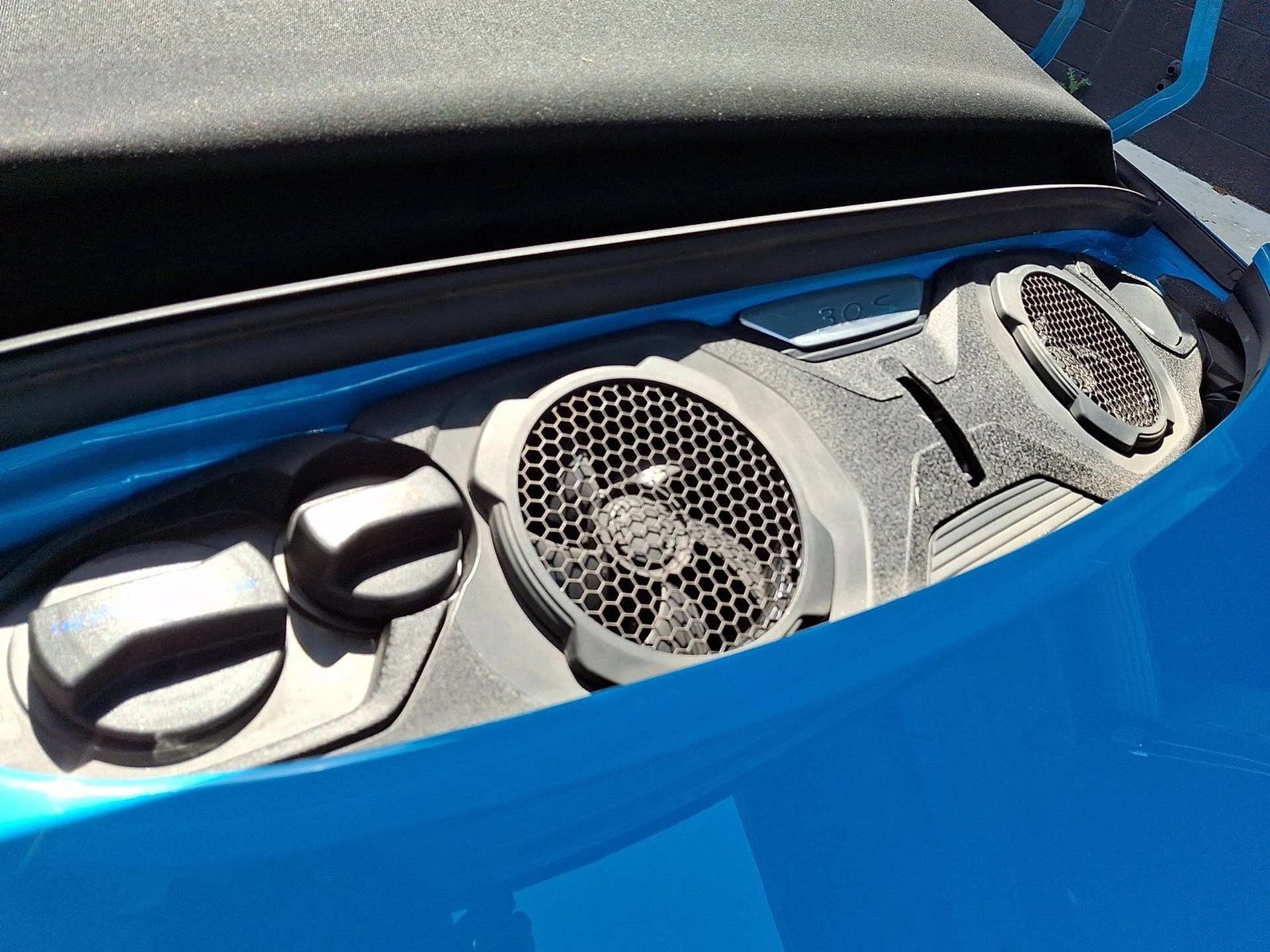 mph030_1242945501_a171b2ab11d294dfb7181b4c8b9fa7cb_3597a85838