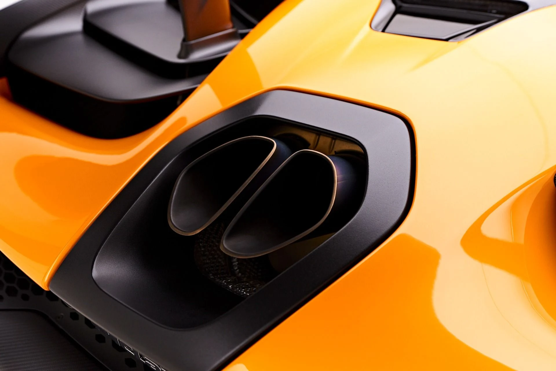 mph030_1244641092_Used_2019_Mc_Laren_Senna_1766598521_3de1fa6525