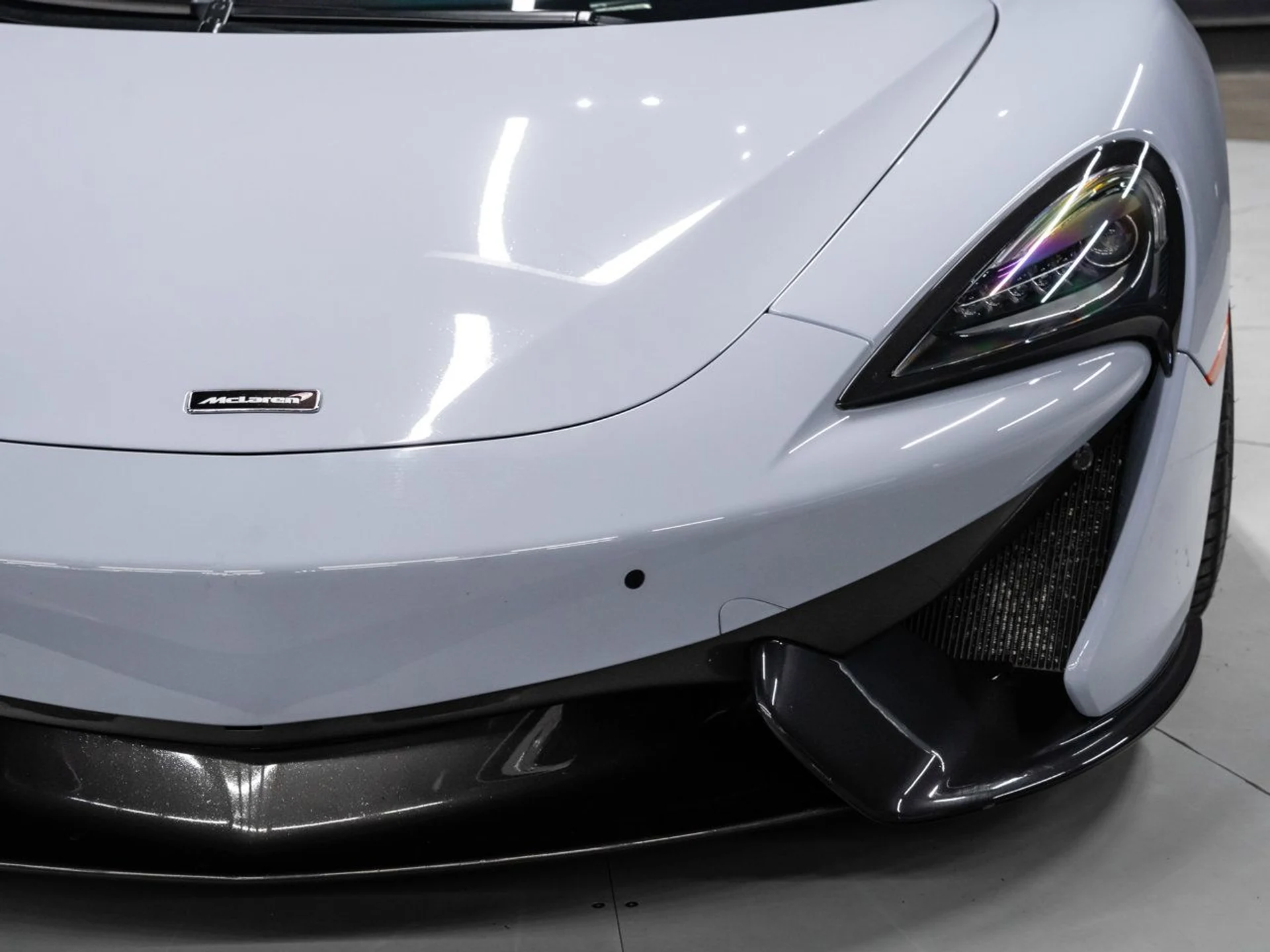 mph030_1256285749_mclaren_570s_2017_b8a66e54f3