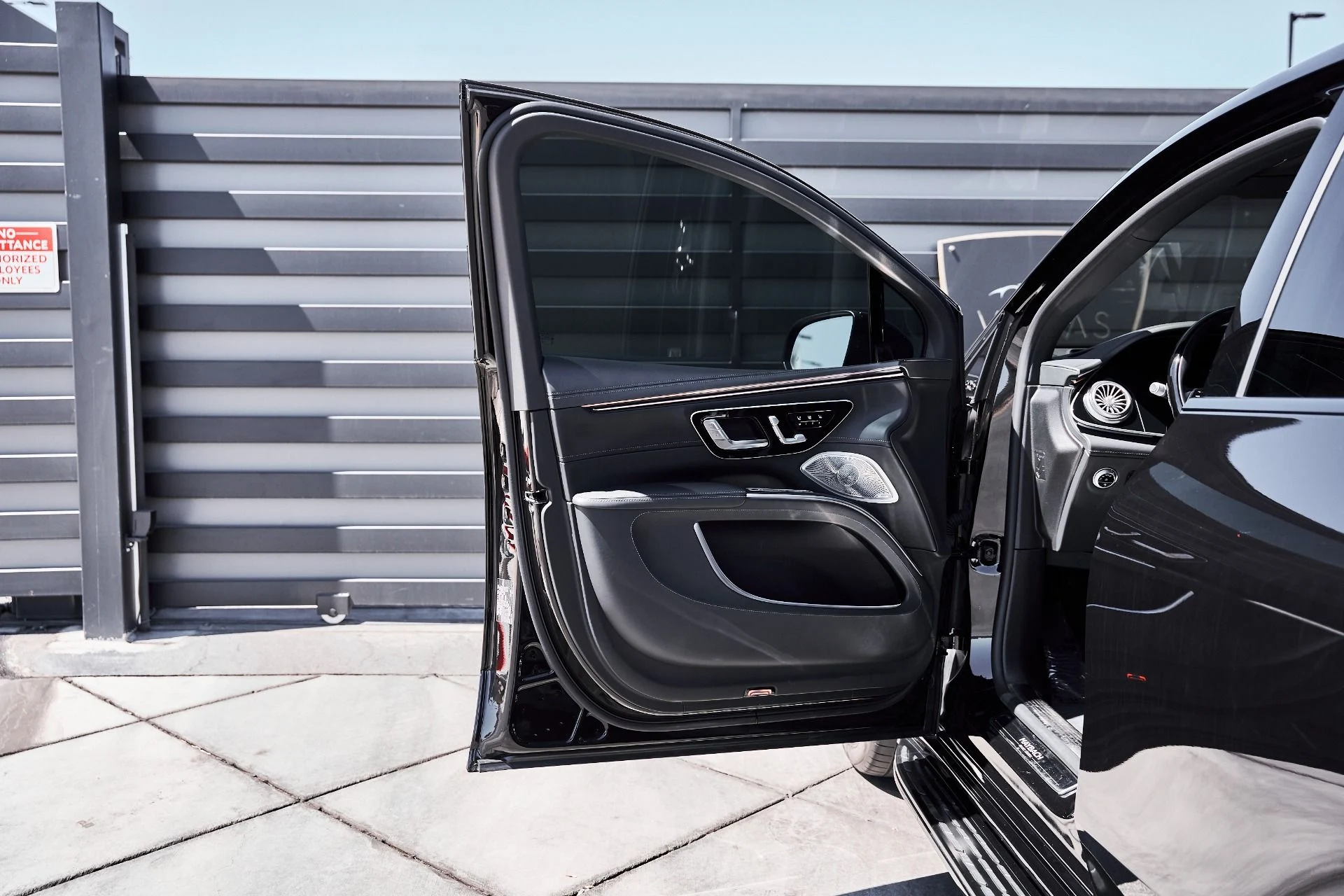 mph030_1263144979_Used_2024_Mercedes_Benz_EQS_Maybach_EQS_680_1775326032_5d6d97d134