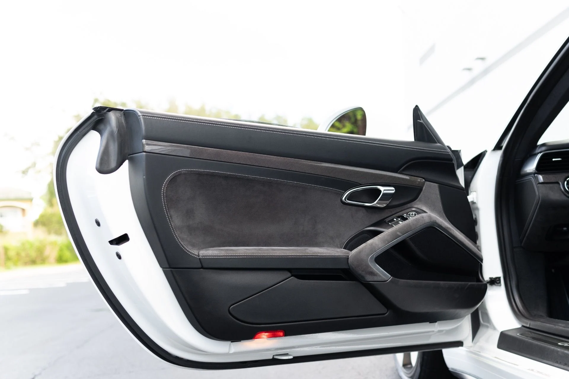 mph030_1273891070_Used_2015_Porsche_911_GT_3_1766771055_df165c54a6